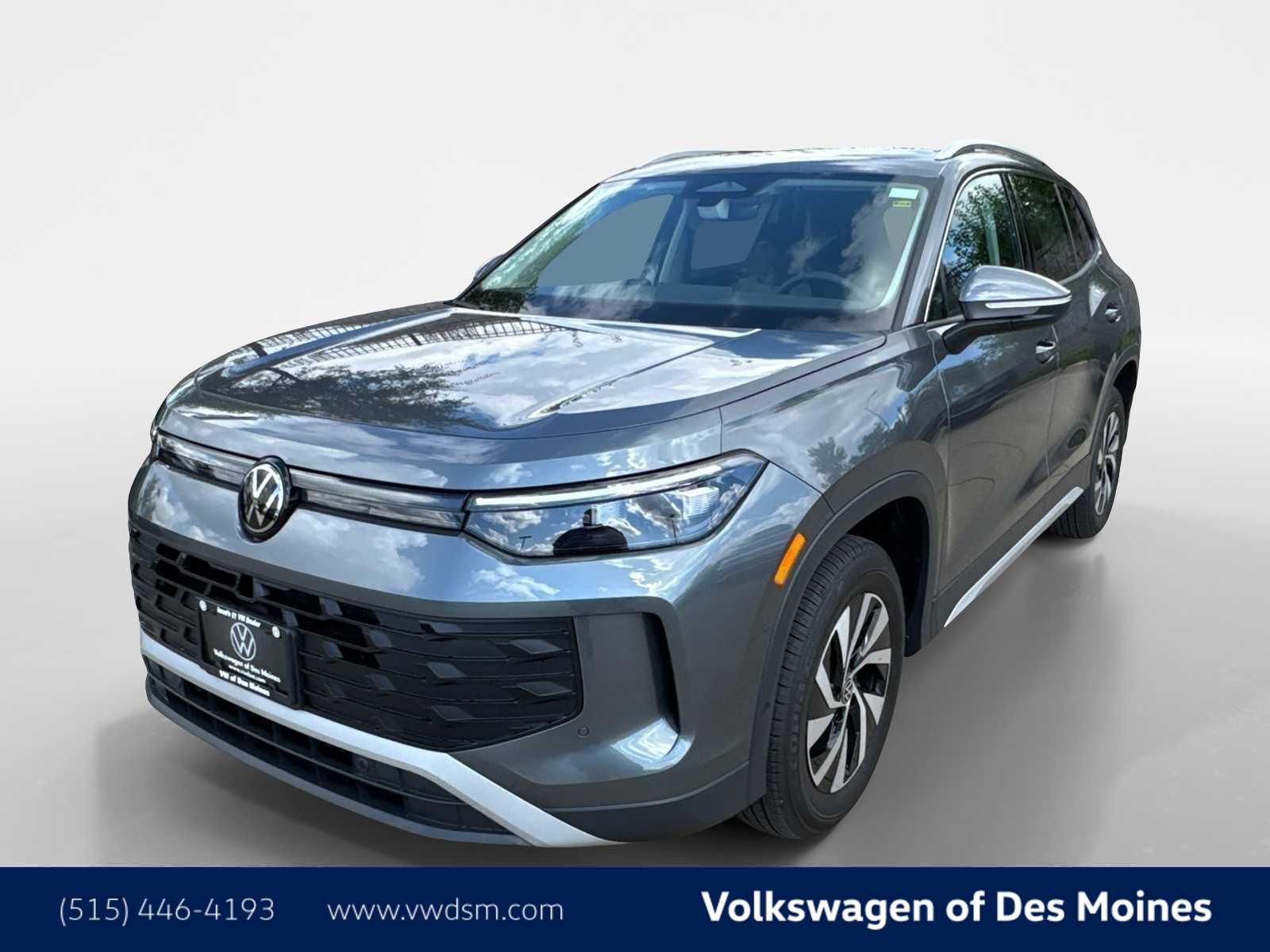 Thumbnail: 2025 Volkswagen Tiguan - 1