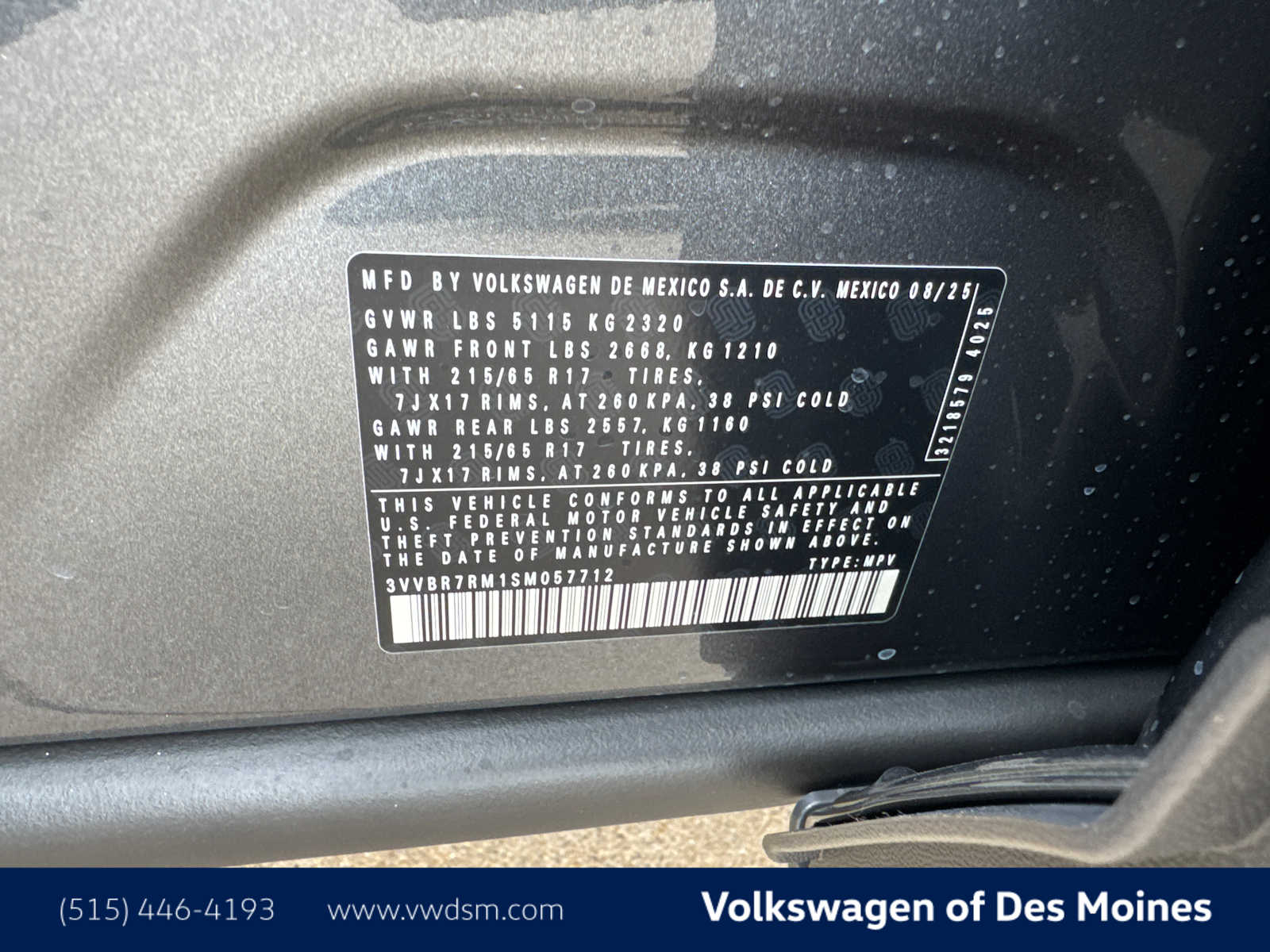 Thumbnail: 2025 Volkswagen Tiguan - 21