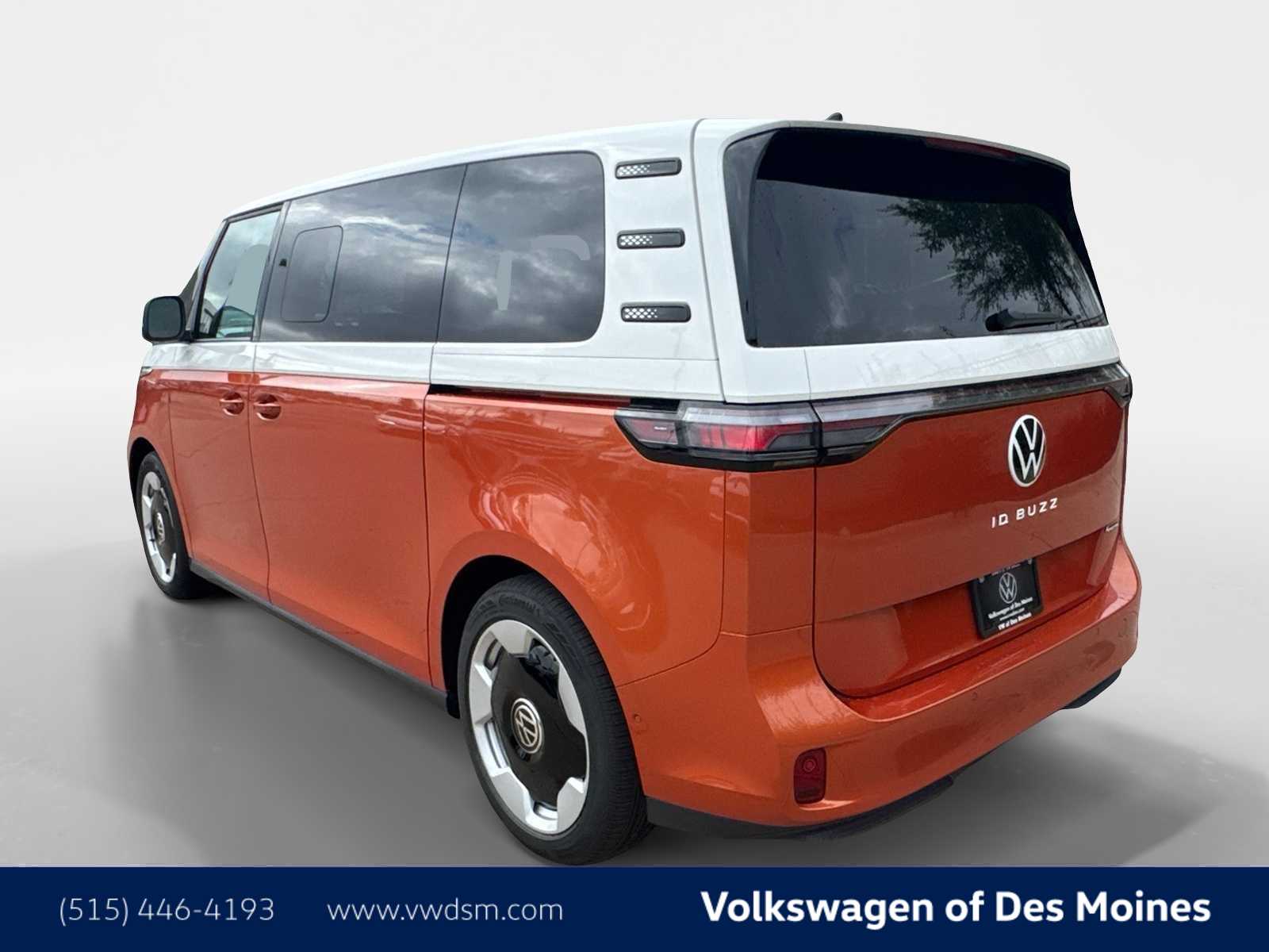 Thumbnail: 2025 Volkswagen ID.Buzz - 4