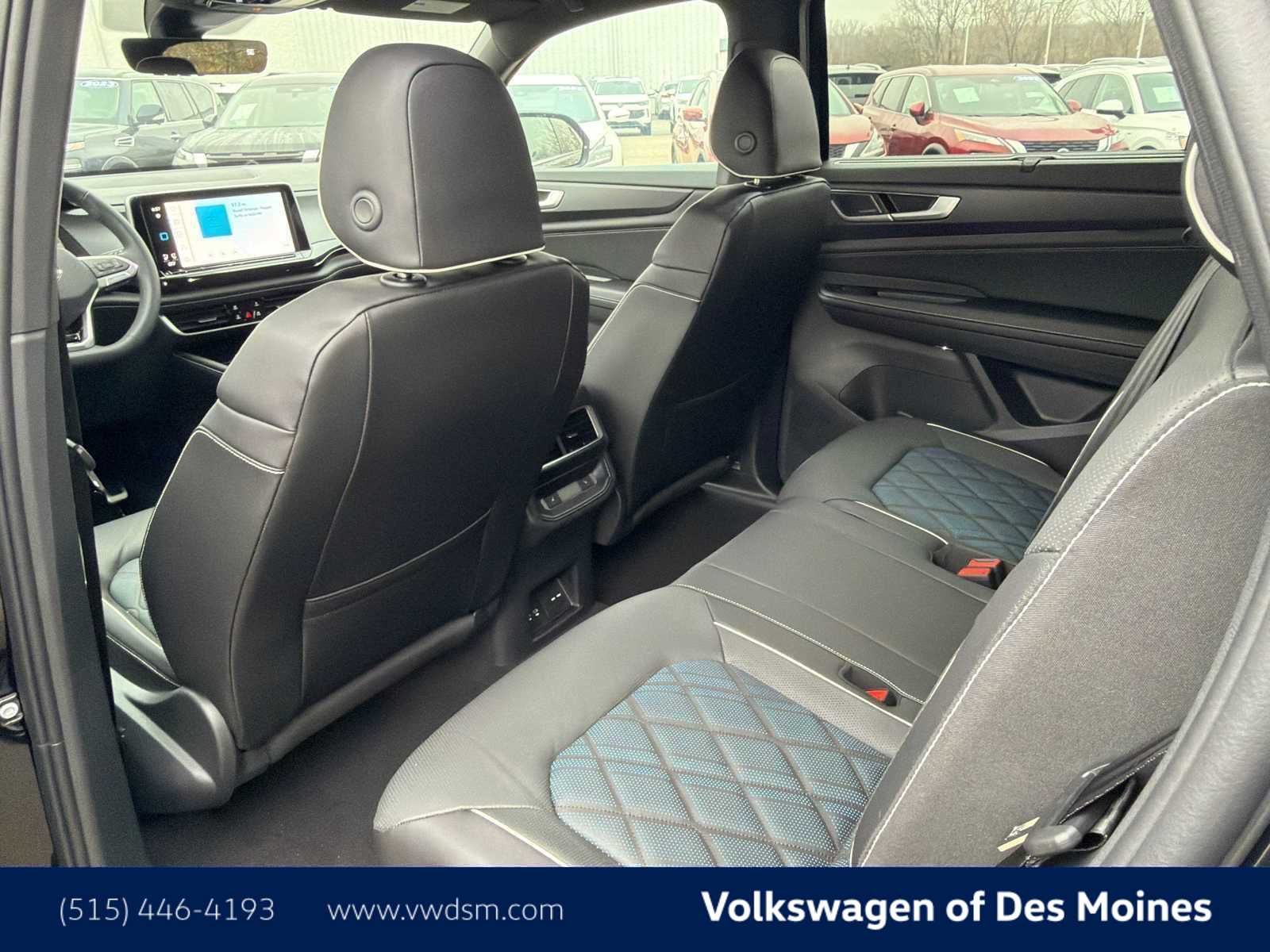 Thumbnail: 2026 Volkswagen Atlas - 13