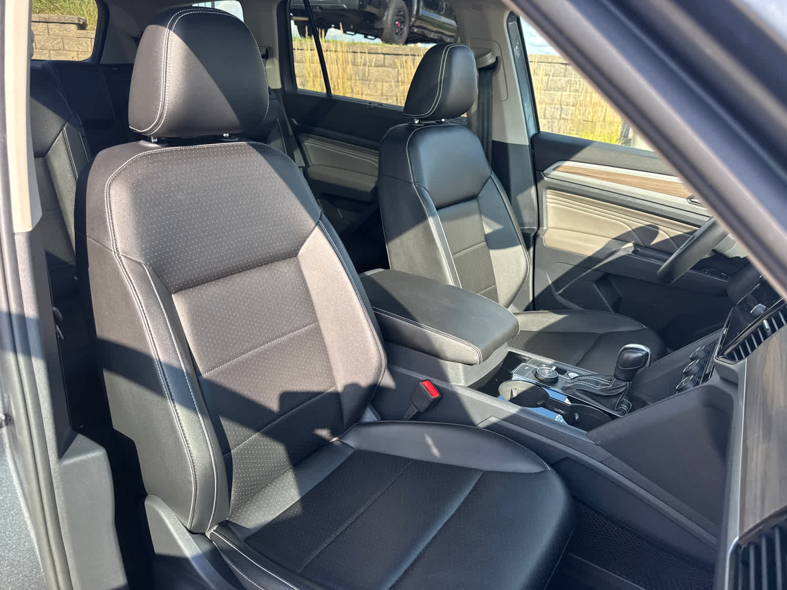 Thumbnail: 2021 Volkswagen Atlas - 15