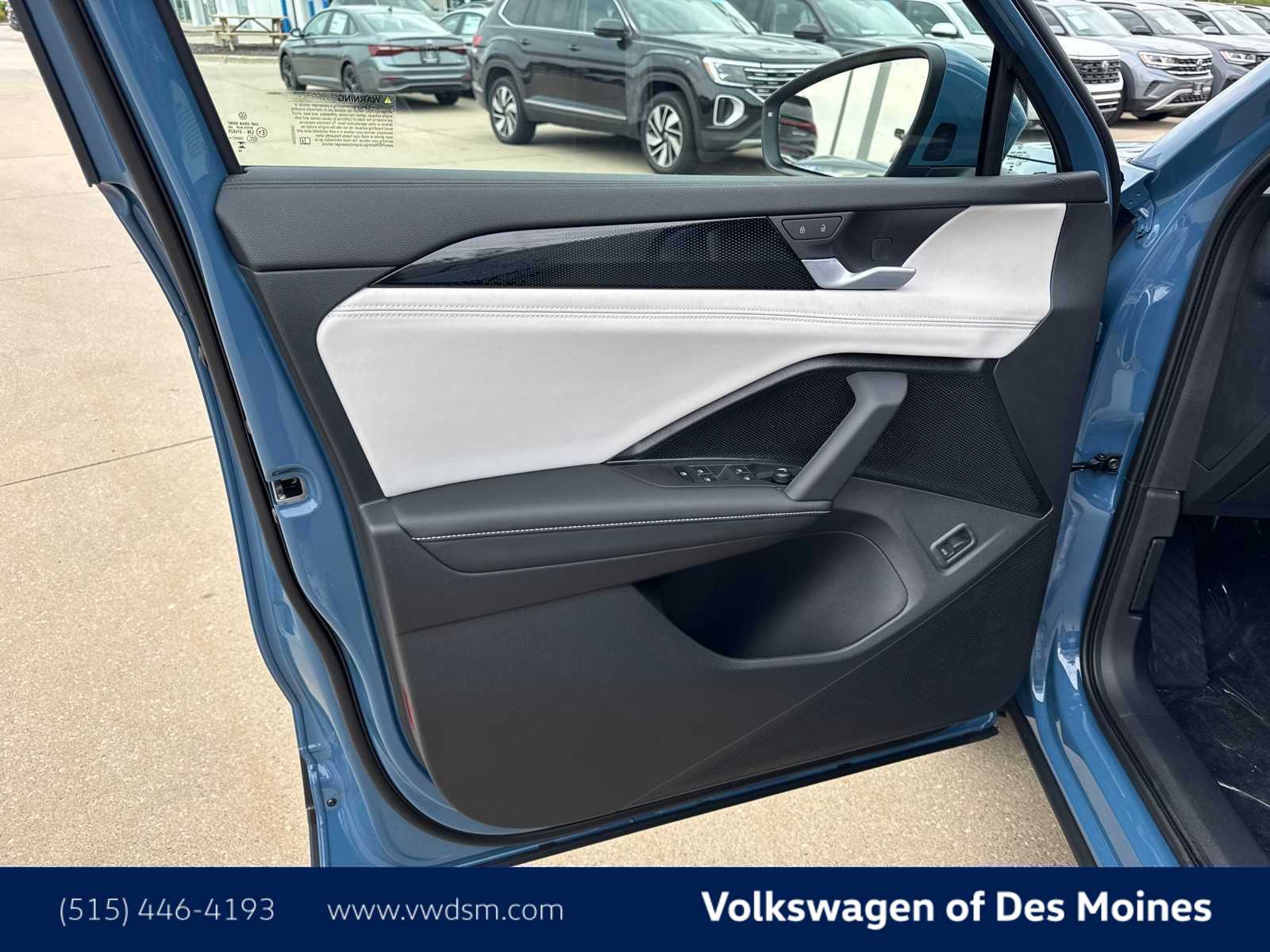 Thumbnail: 2025 Volkswagen Tiguan - 22