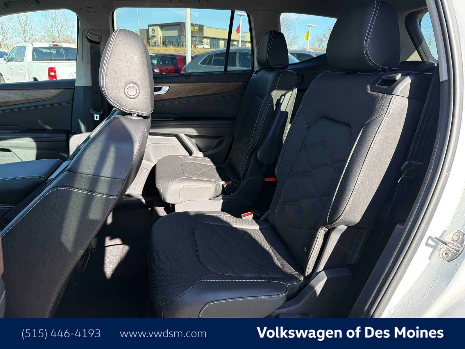 Thumbnail: 2026 Volkswagen Atlas - 12