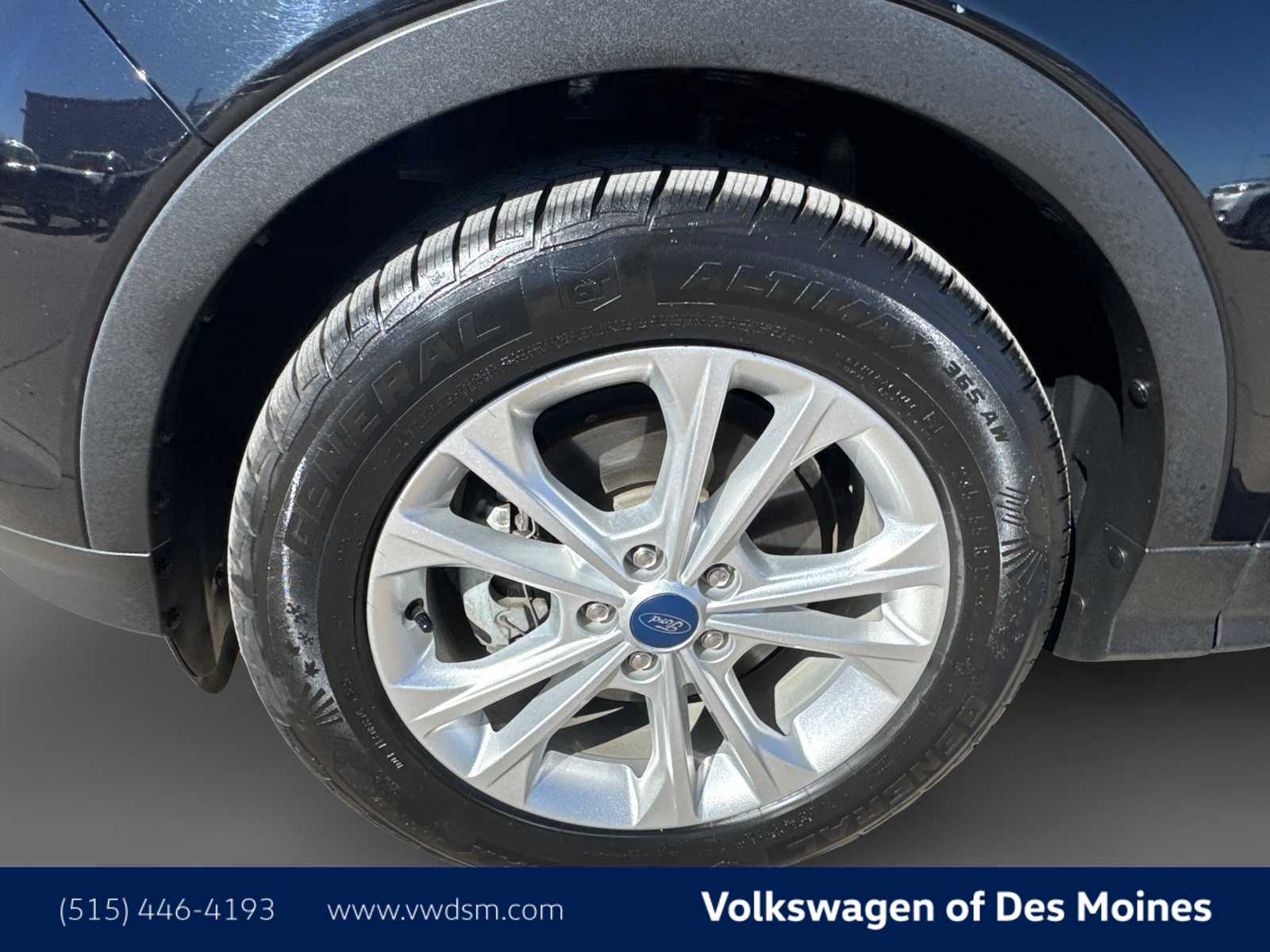 Thumbnail: 2019 Ford Escape - 8