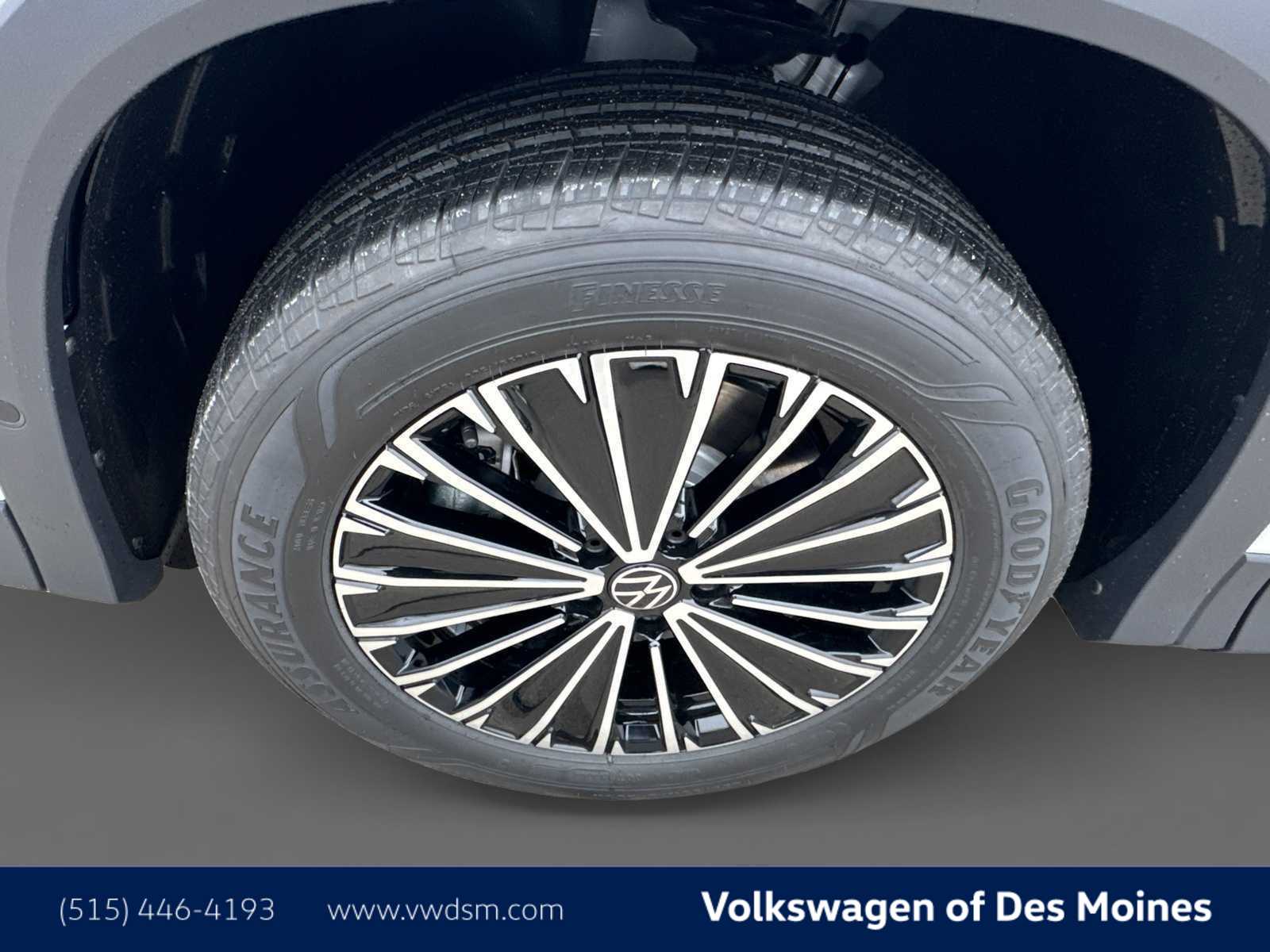 Thumbnail: 2026 Volkswagen Tiguan - 8