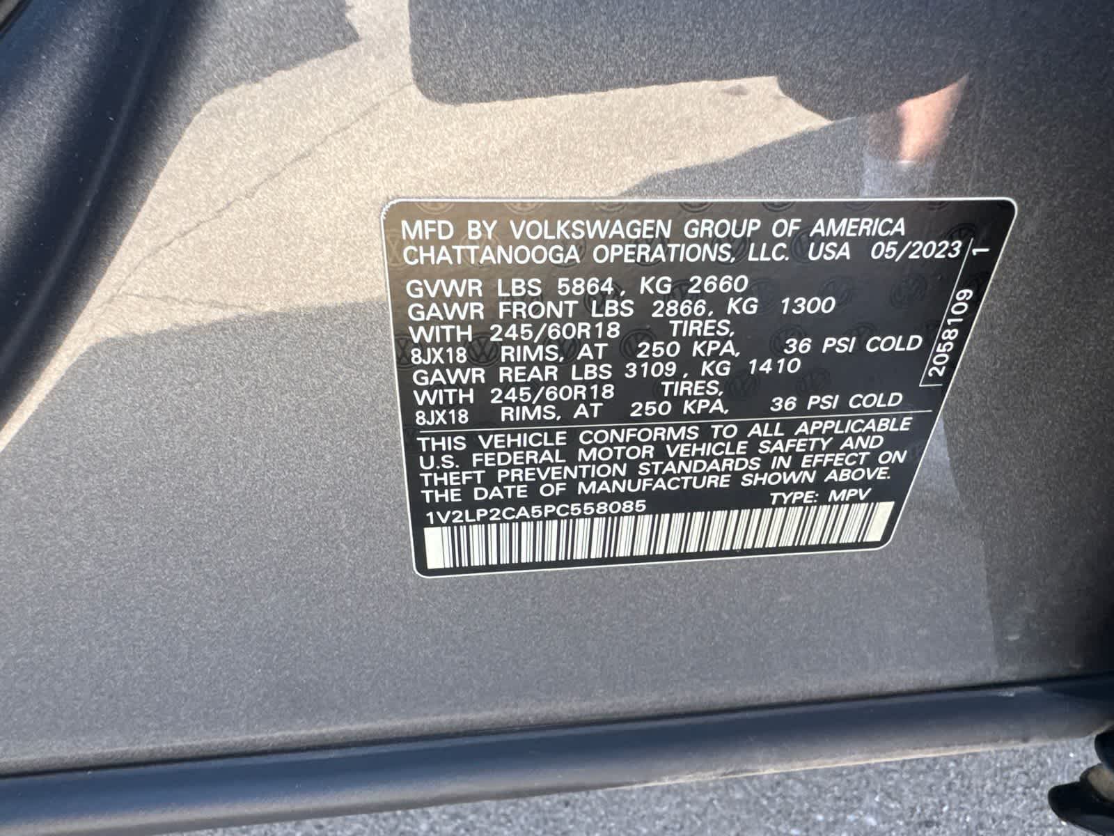 Thumbnail: 2023 Volkswagen Atlas - 21