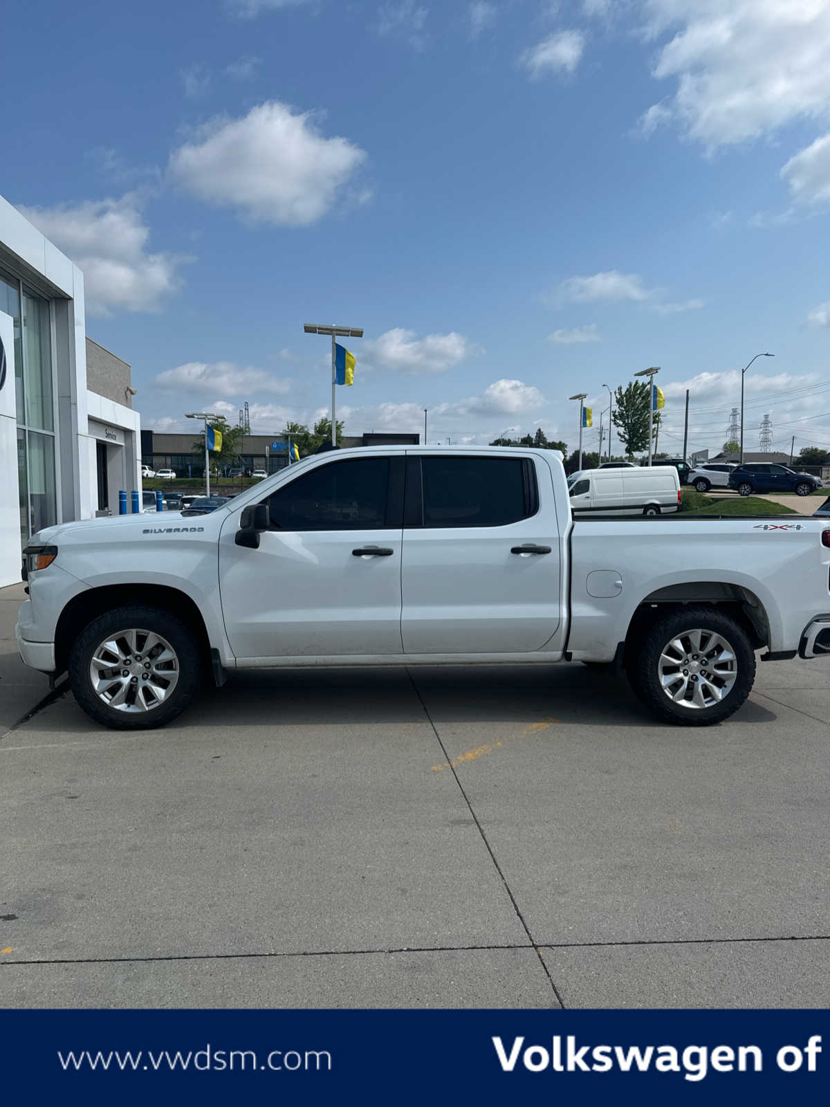 2022 Chevrolet Silverado 1500 Custom 2