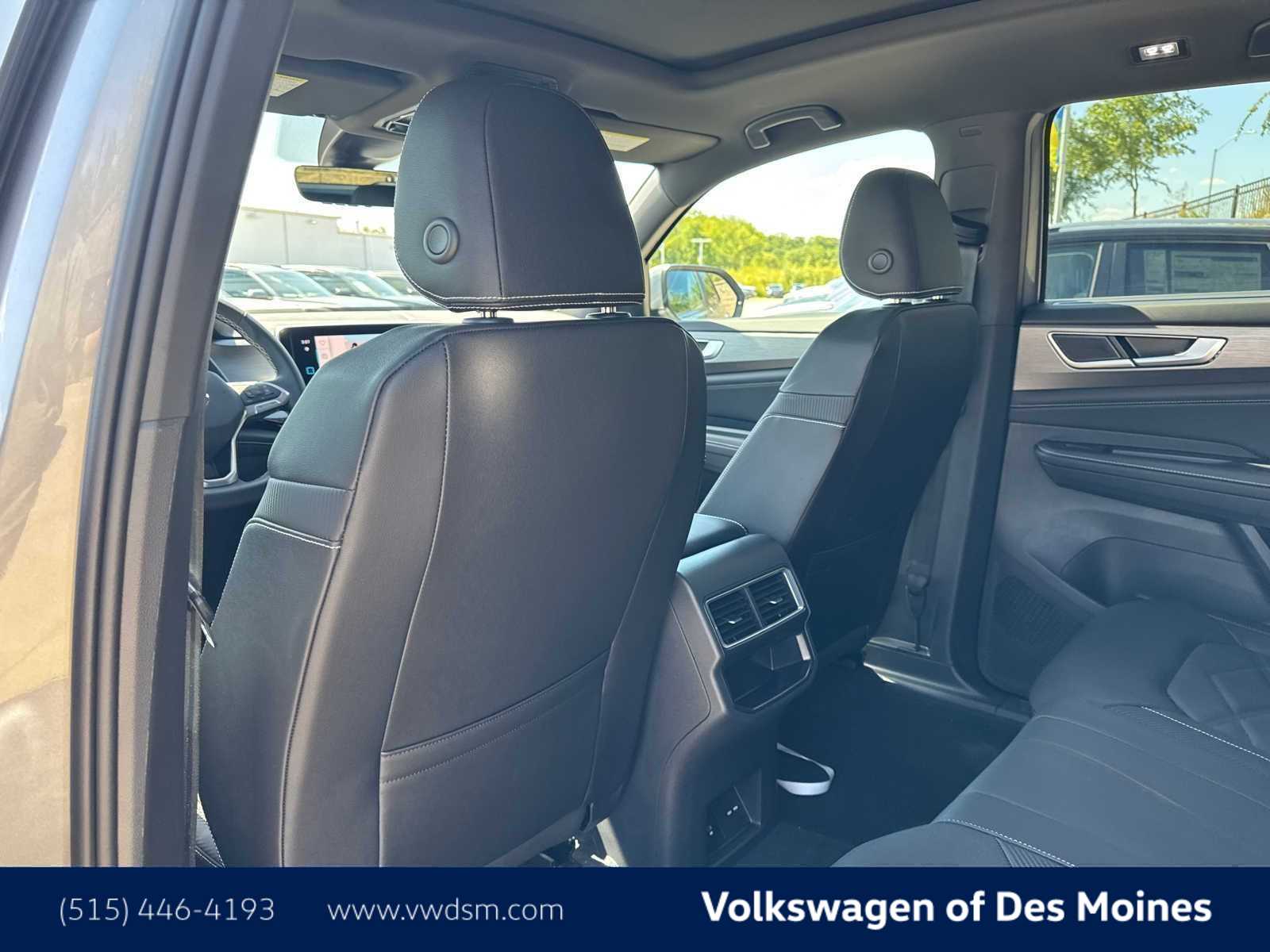 Thumbnail: 2026 Volkswagen Atlas - 13