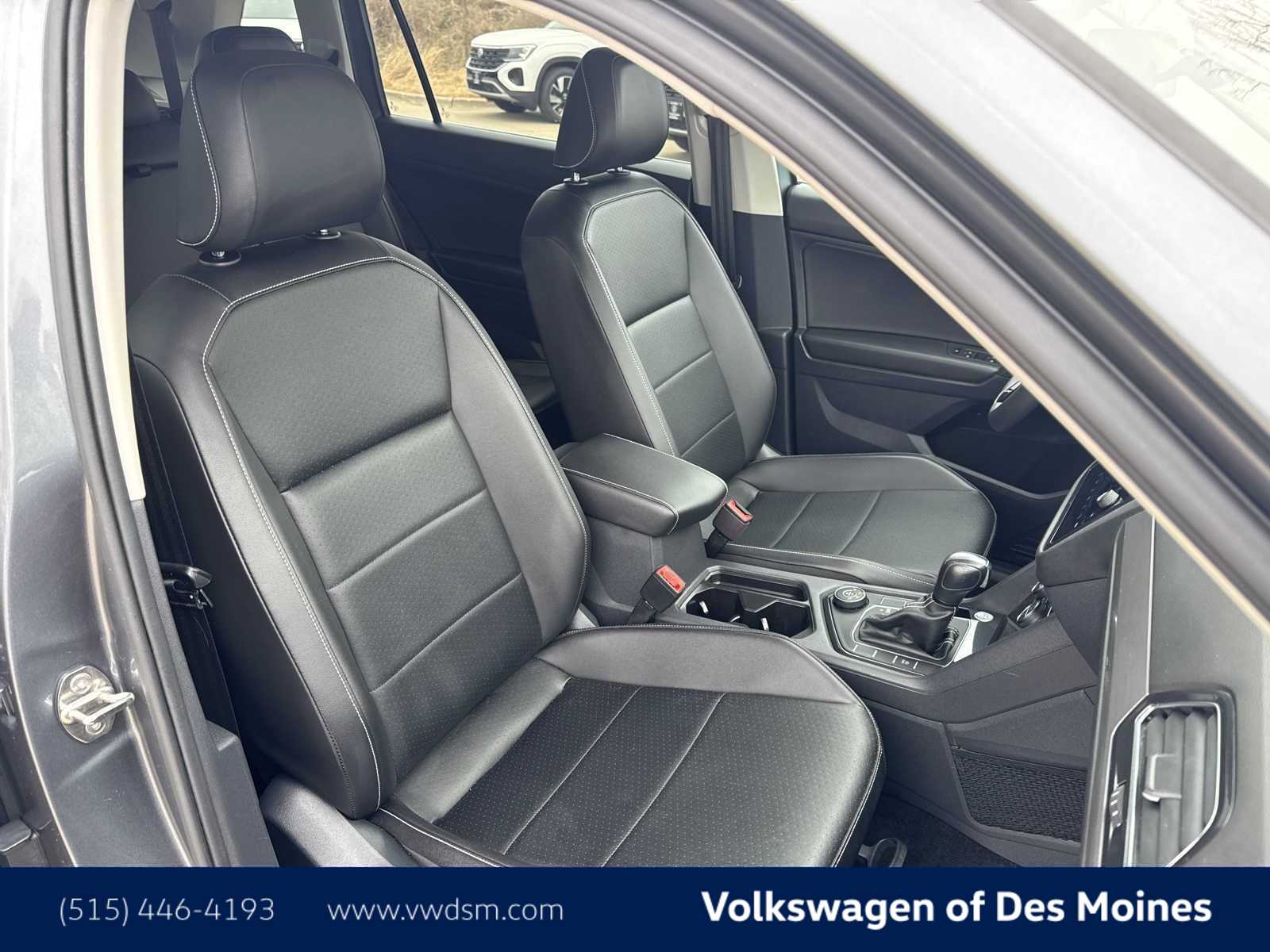 Thumbnail: 2021 Volkswagen Tiguan - 14