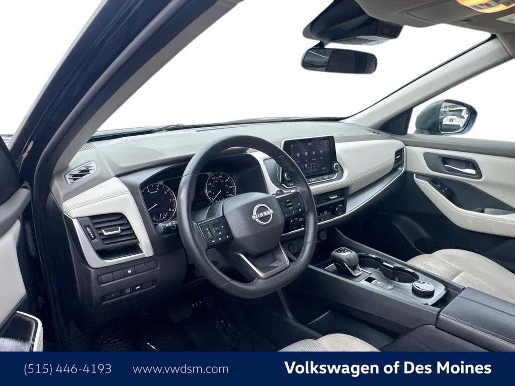 Used 2025 Nissan Rogue SV SUV