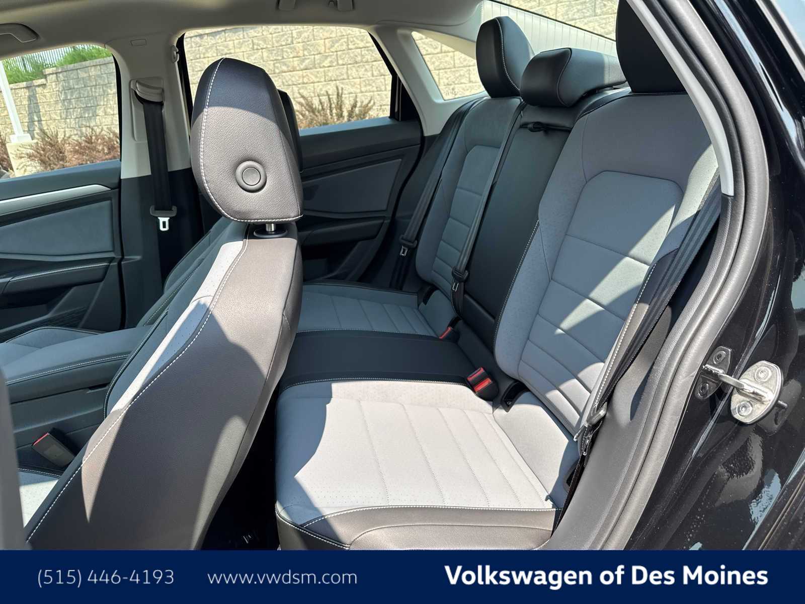 Thumbnail: 2025 Volkswagen Jetta - 12