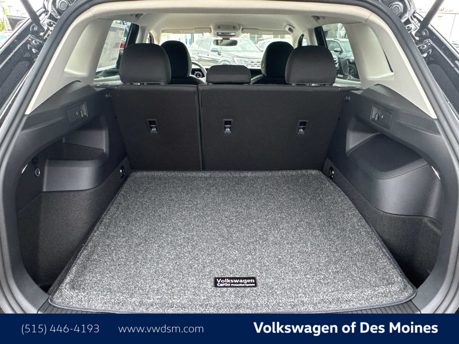 Thumbnail: 2025 Volkswagen Tiguan - 18