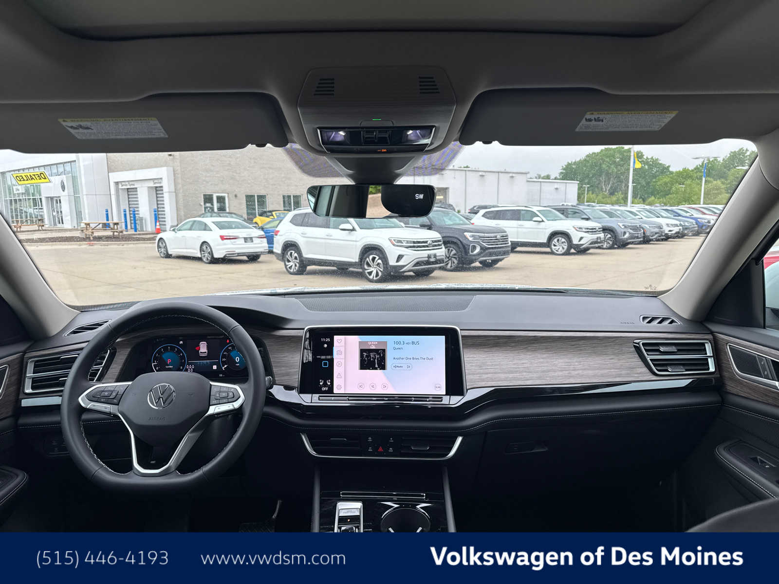 2025 Volkswagen Atlas SEL 10