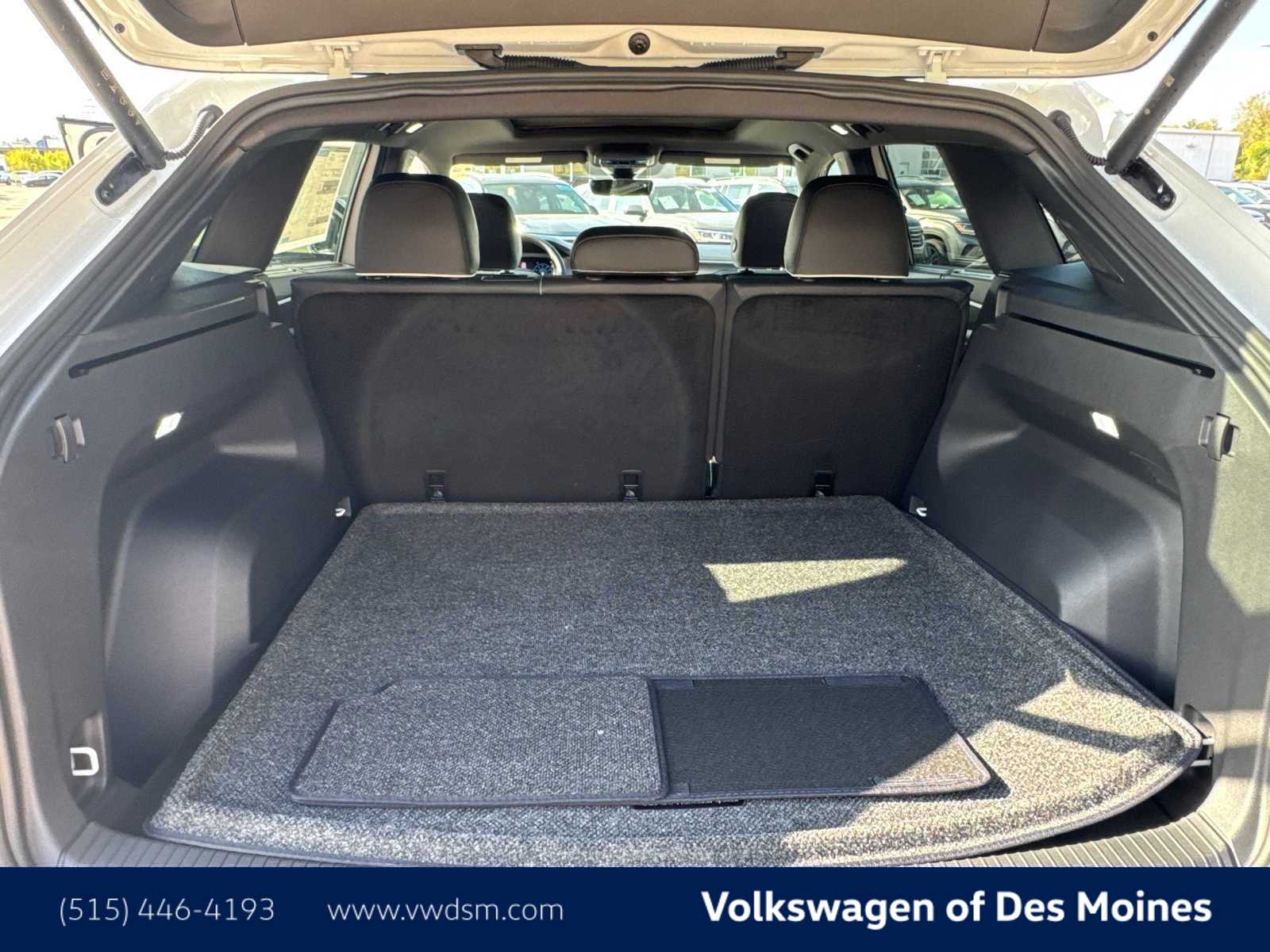 Thumbnail: 2026 Volkswagen Atlas - 18