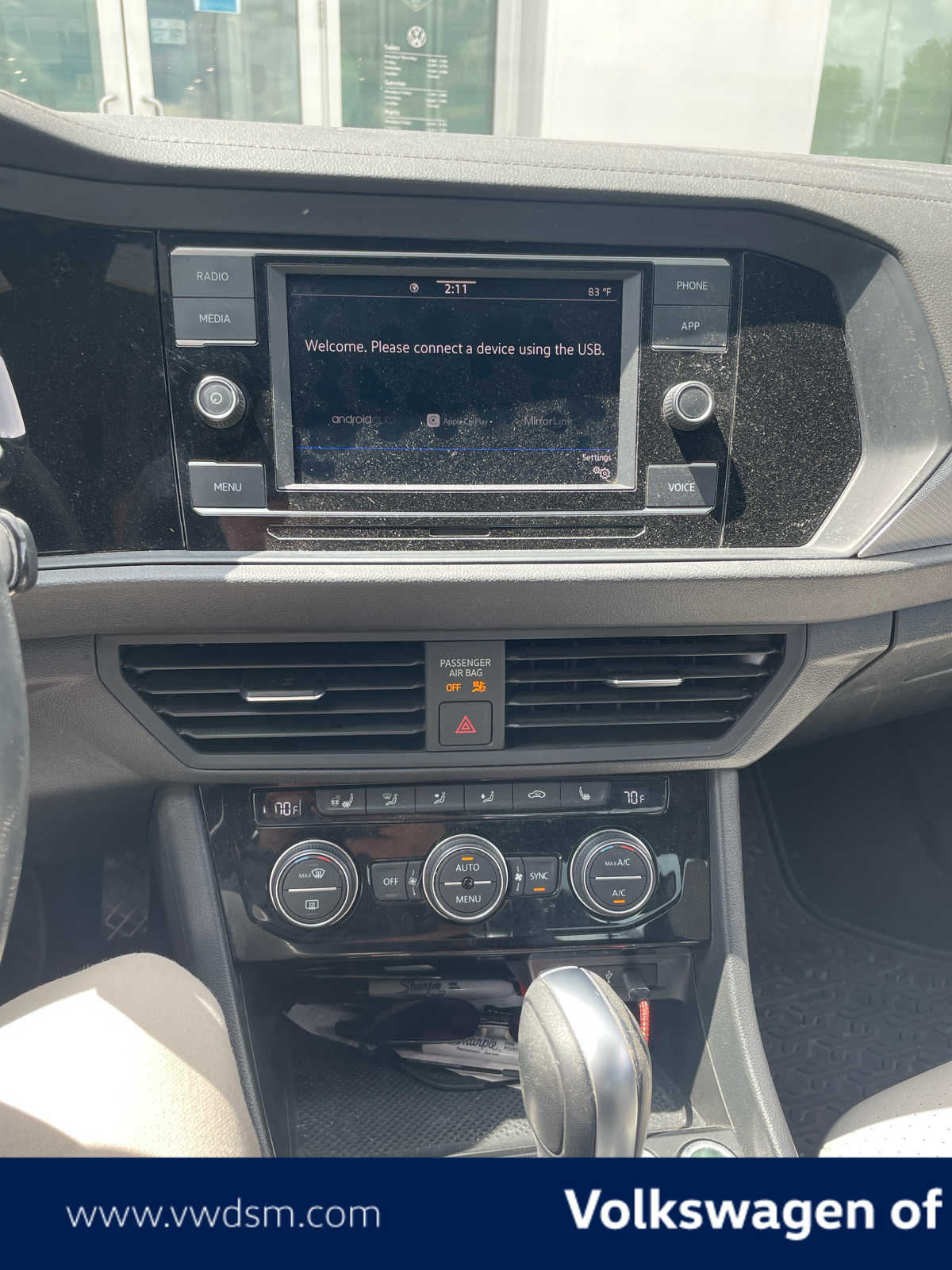 Thumbnail: 2021 Volkswagen Jetta - 4