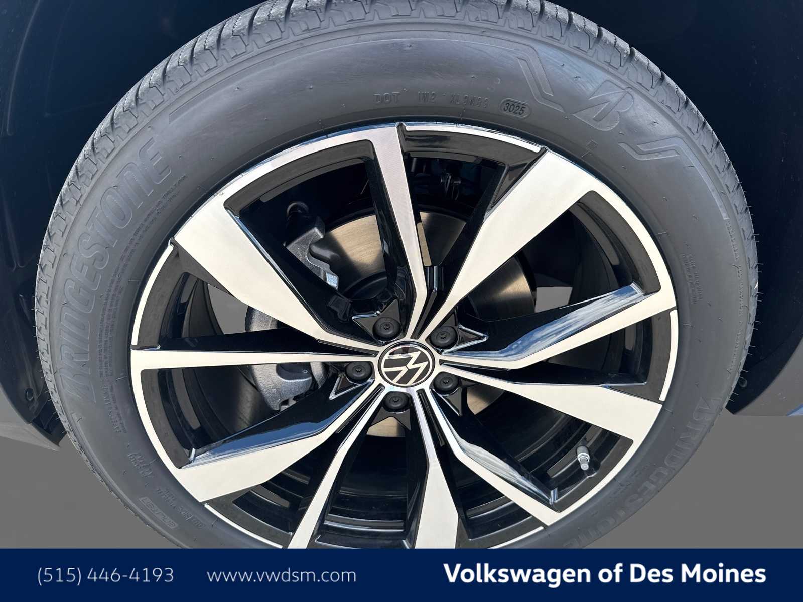 Thumbnail: 2026 Volkswagen Atlas - 8