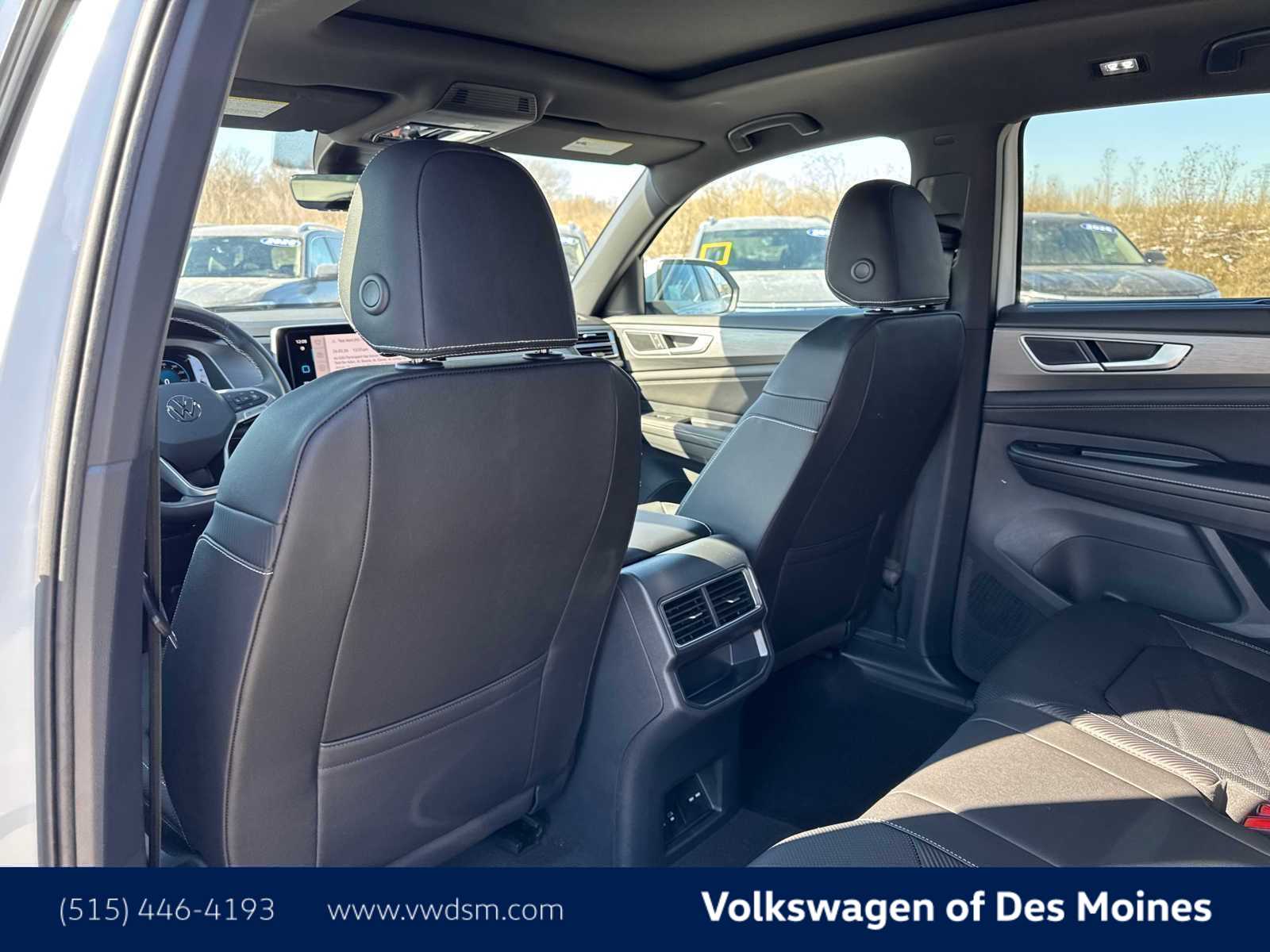 Thumbnail: 2026 Volkswagen Atlas - 13