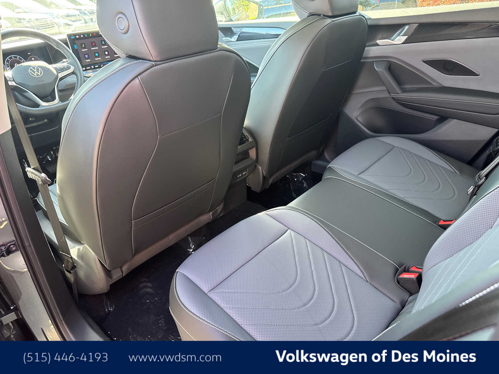 Thumbnail: 2025 Volkswagen Tiguan - 13