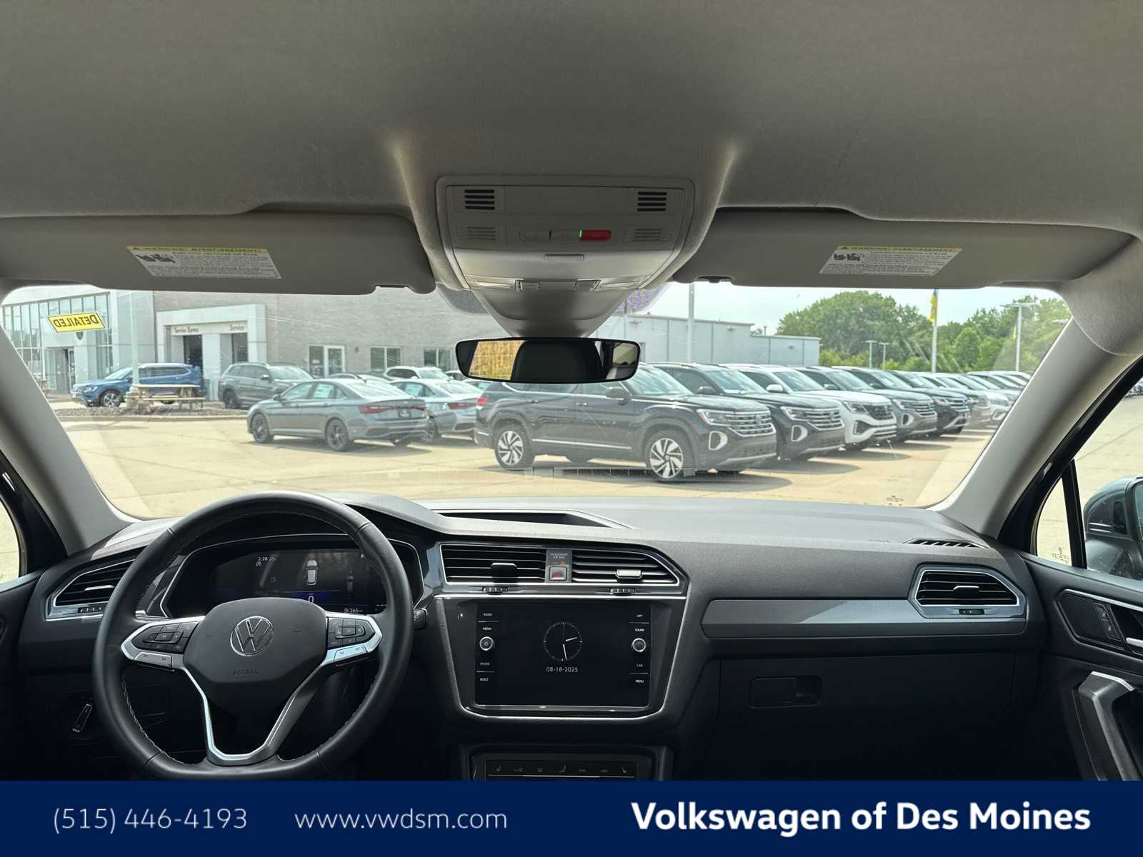 Thumbnail: 2024 Volkswagen Tiguan - 10