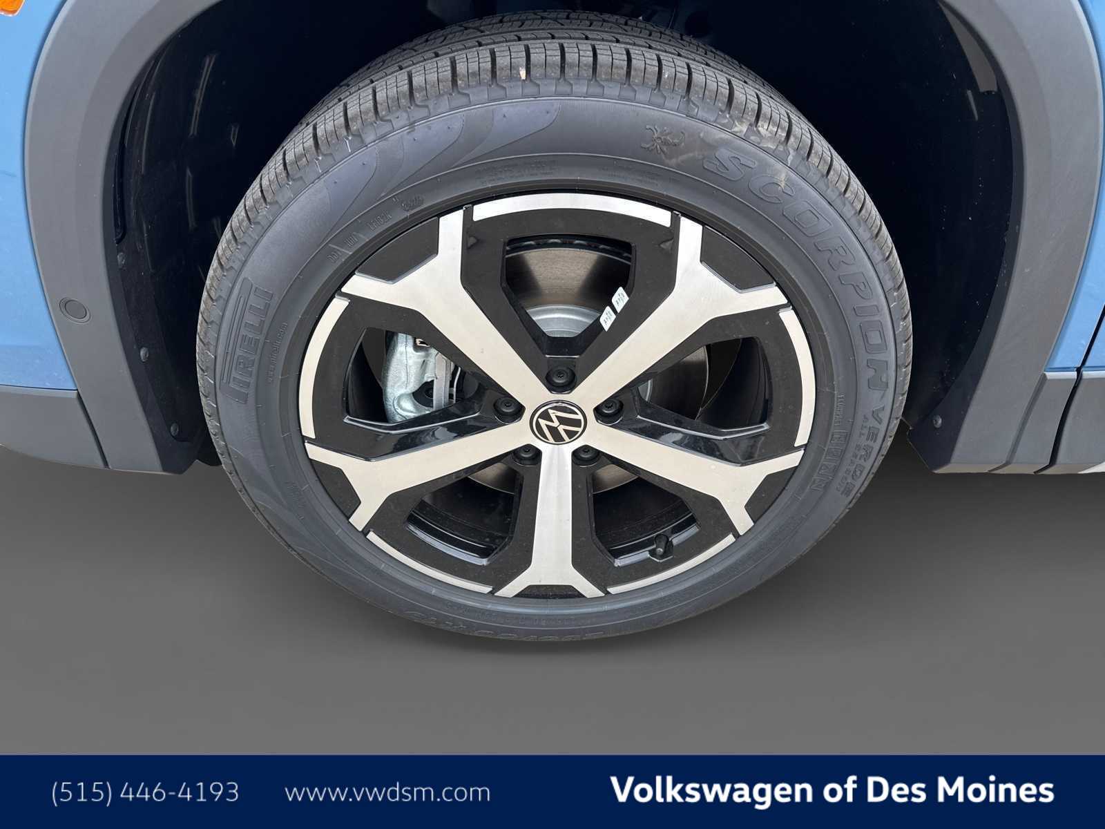 Thumbnail: 2025 Volkswagen Tiguan - 8