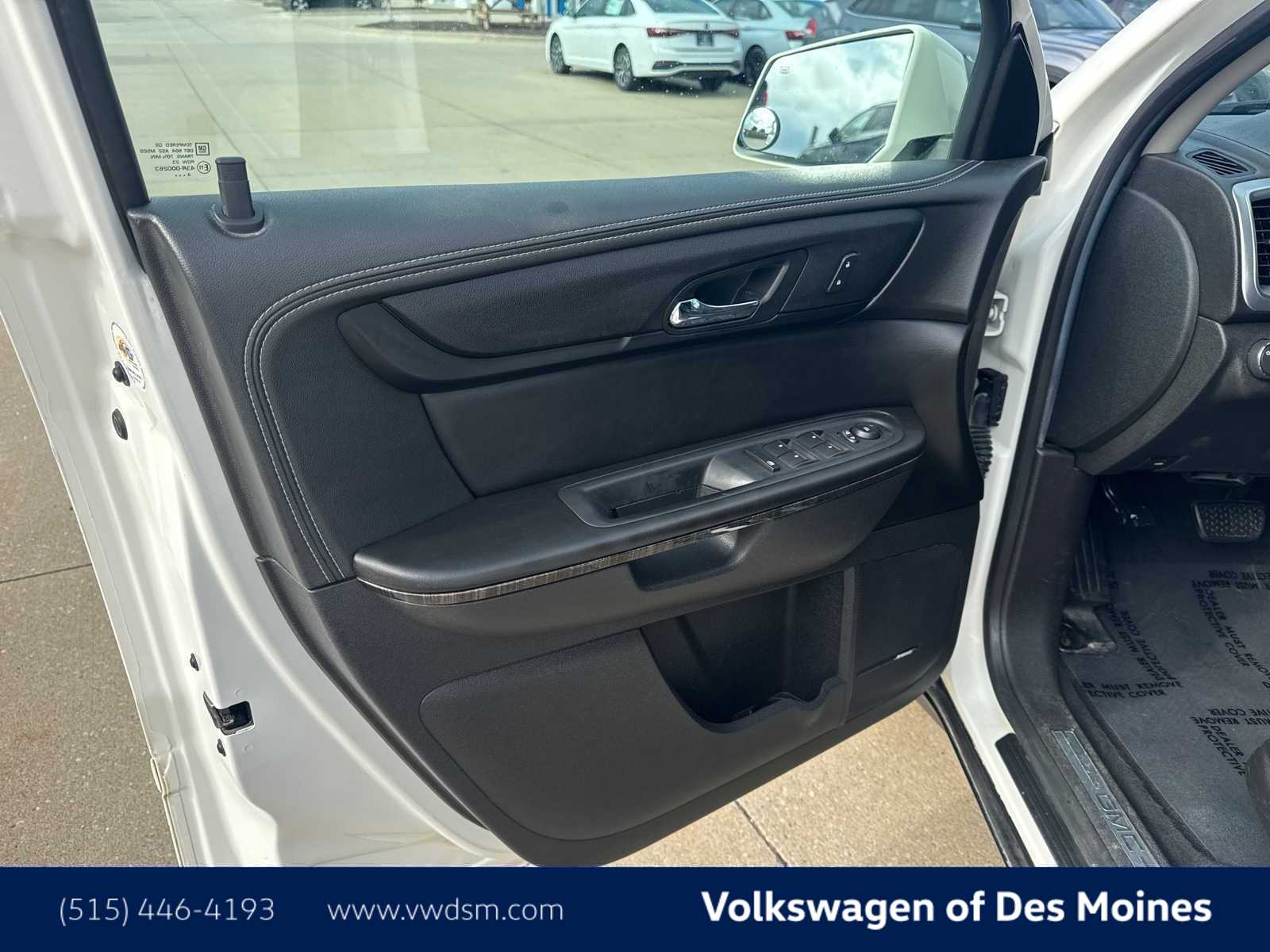 Thumbnail: 2015 GMC Acadia - 23