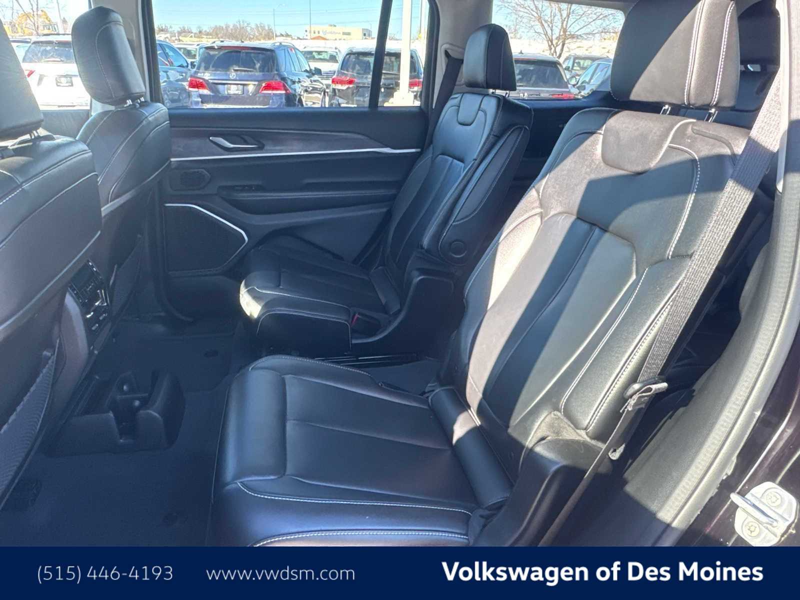 Thumbnail: 2023 Jeep Grand Cherokee - 12