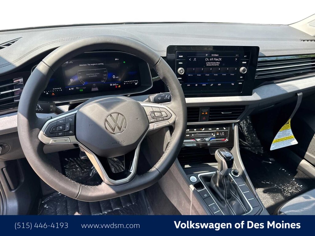 New 2025 Volkswagen Jetta 1.5T SE Sedan