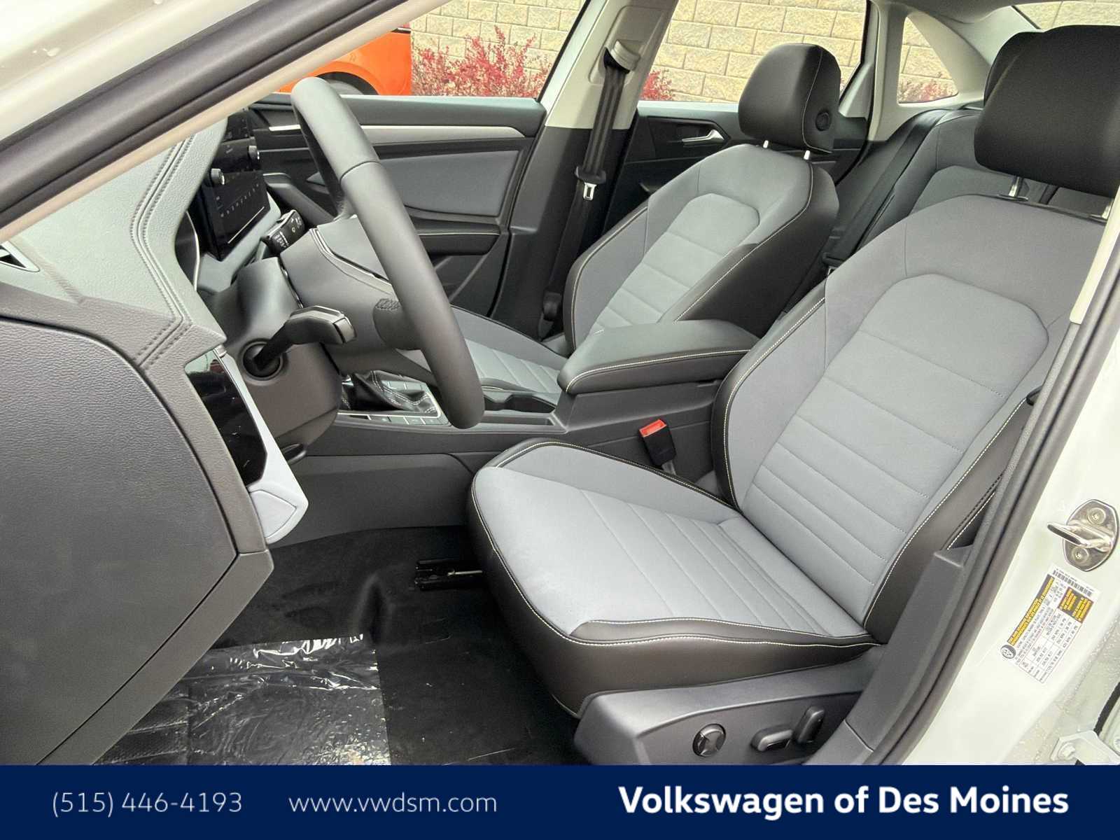 Thumbnail: 2026 Volkswagen Jetta - 10