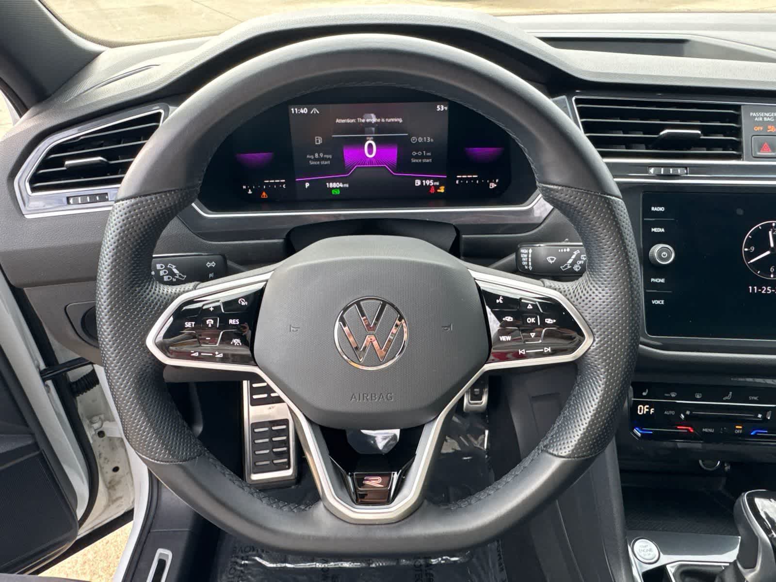 Thumbnail: 2022 Volkswagen Tiguan - 15