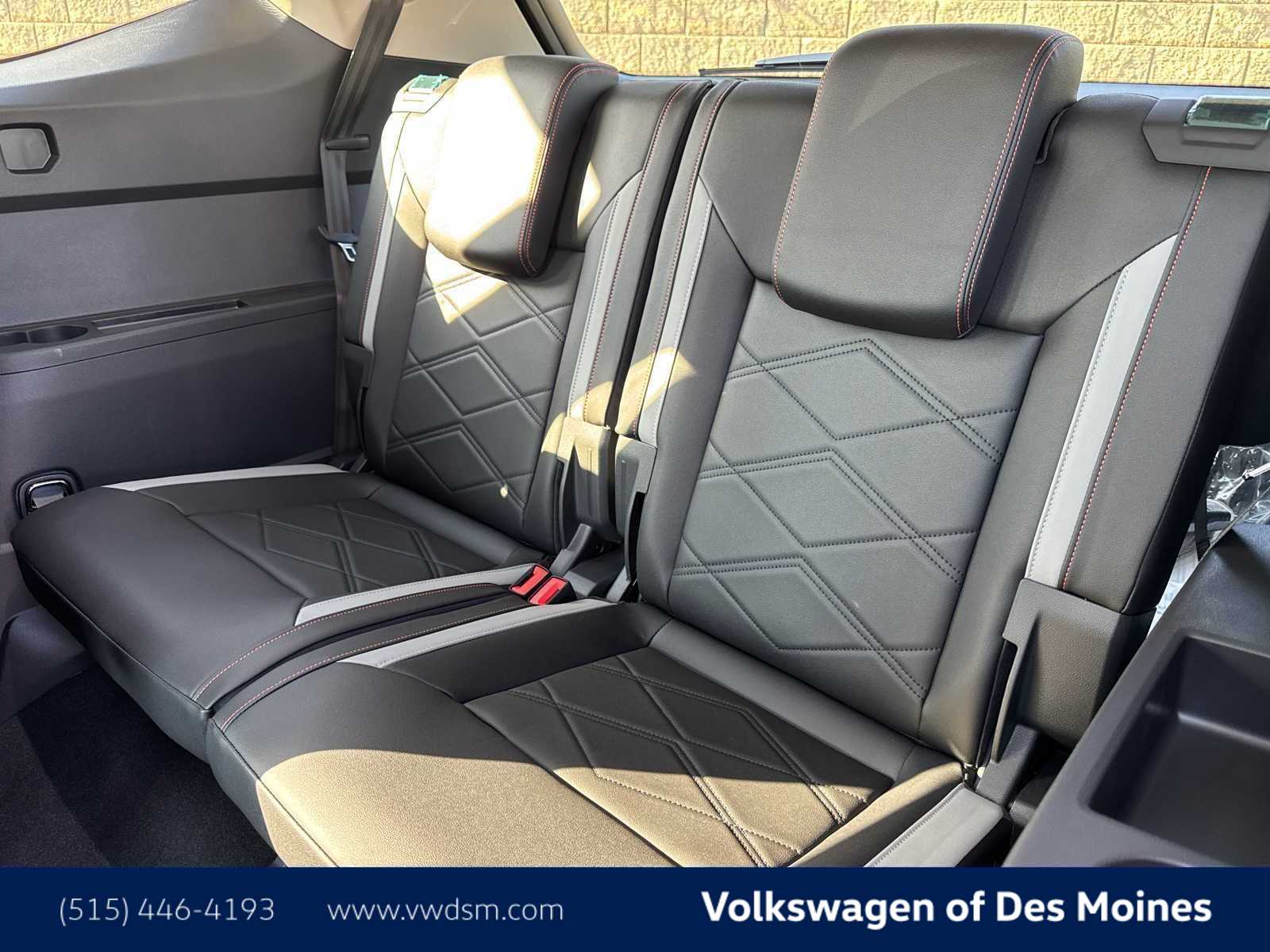 Thumbnail: 2026 Volkswagen Atlas - 14