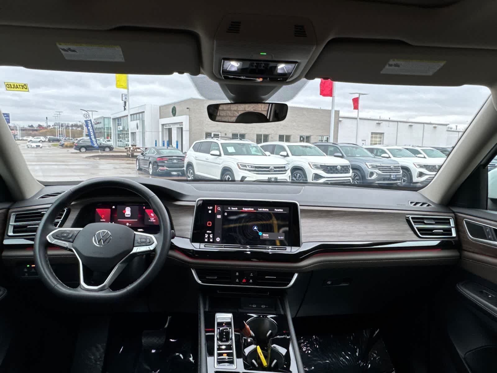 Thumbnail: 2024 Volkswagen Atlas - 10