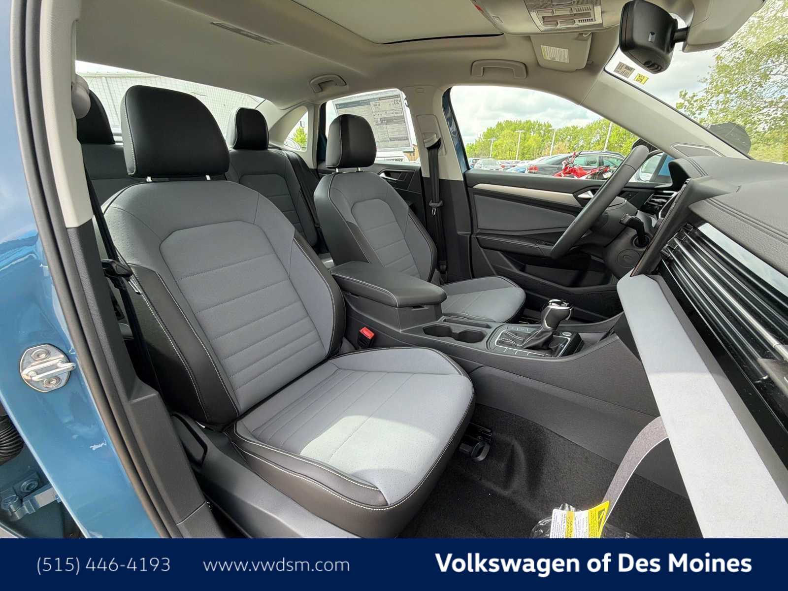 Thumbnail: 2026 Volkswagen Jetta - 13