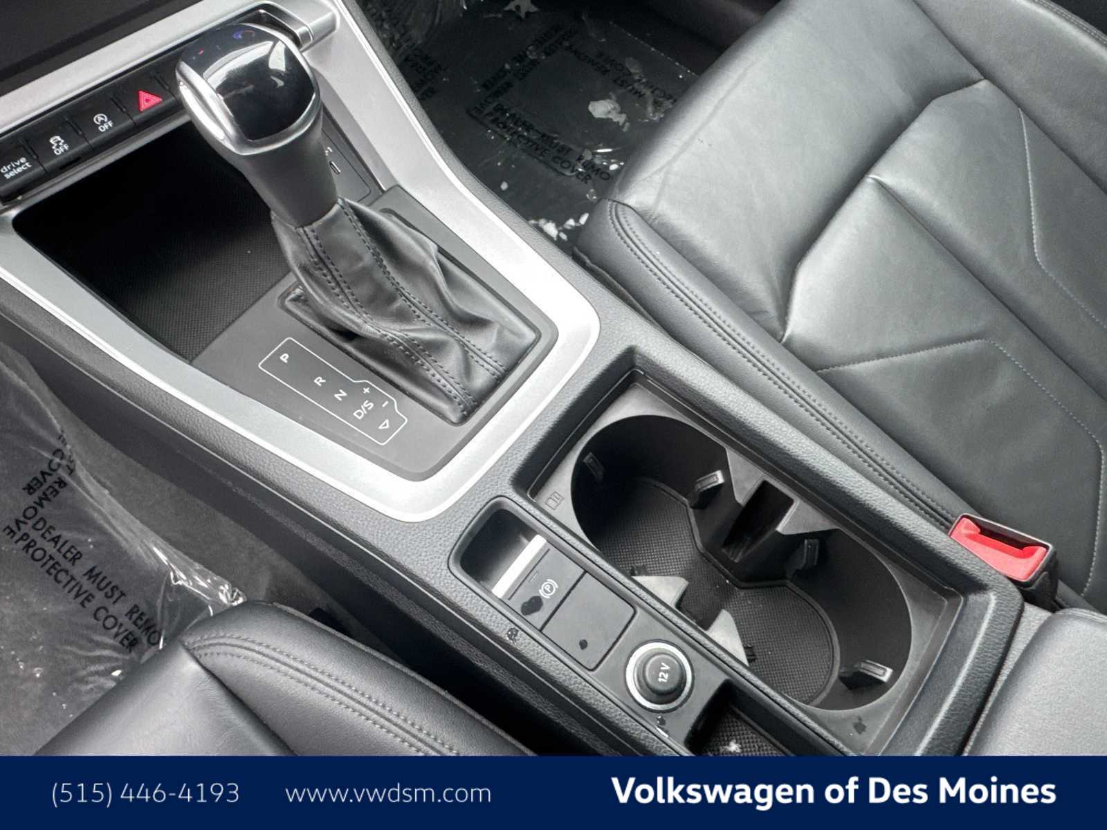 Thumbnail: 2025 Audi Q3 - 16