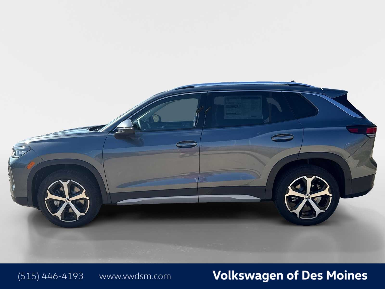 Thumbnail: 2025 Volkswagen Tiguan - 3