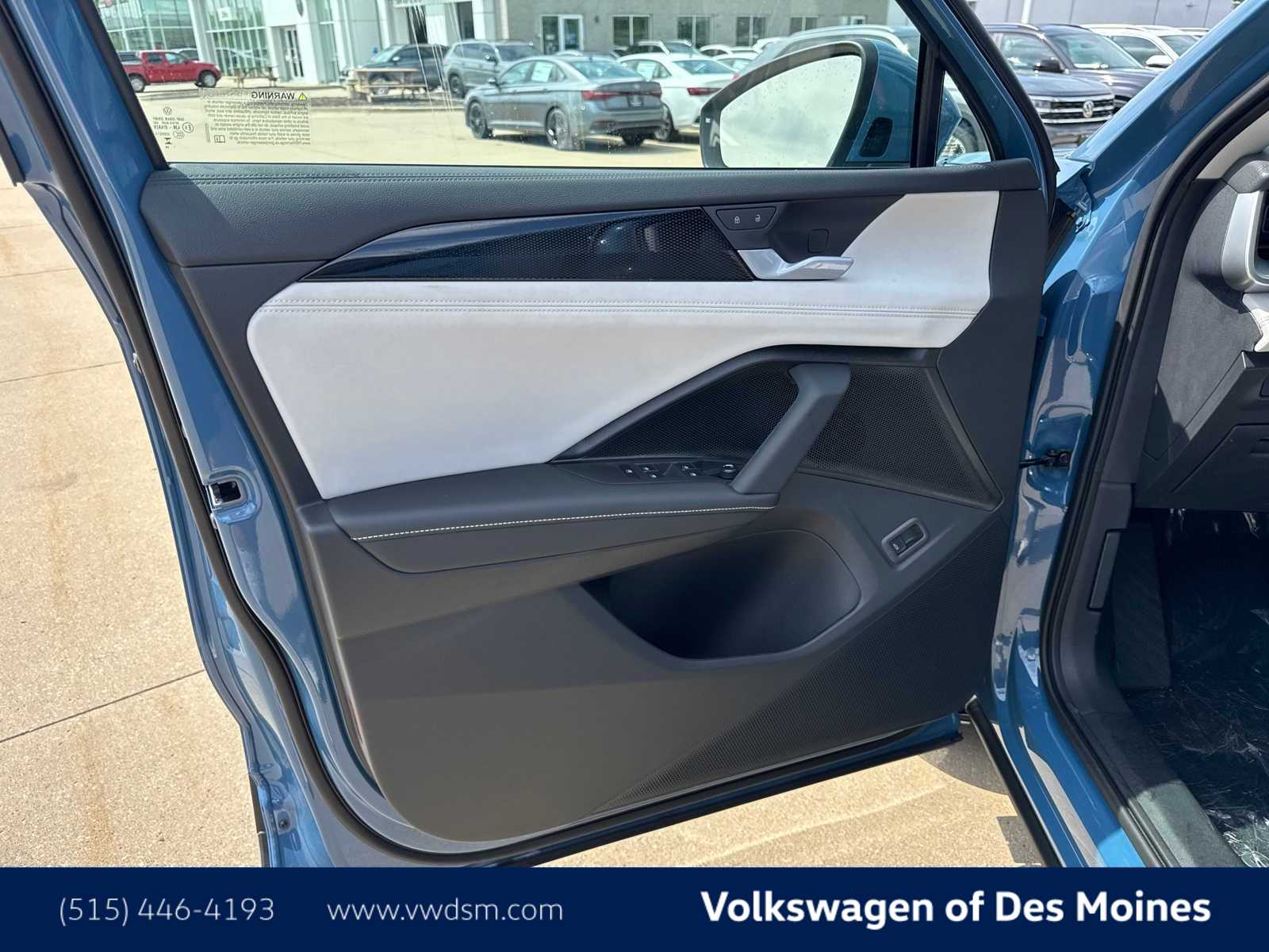 Thumbnail: 2025 Volkswagen Tiguan - 22