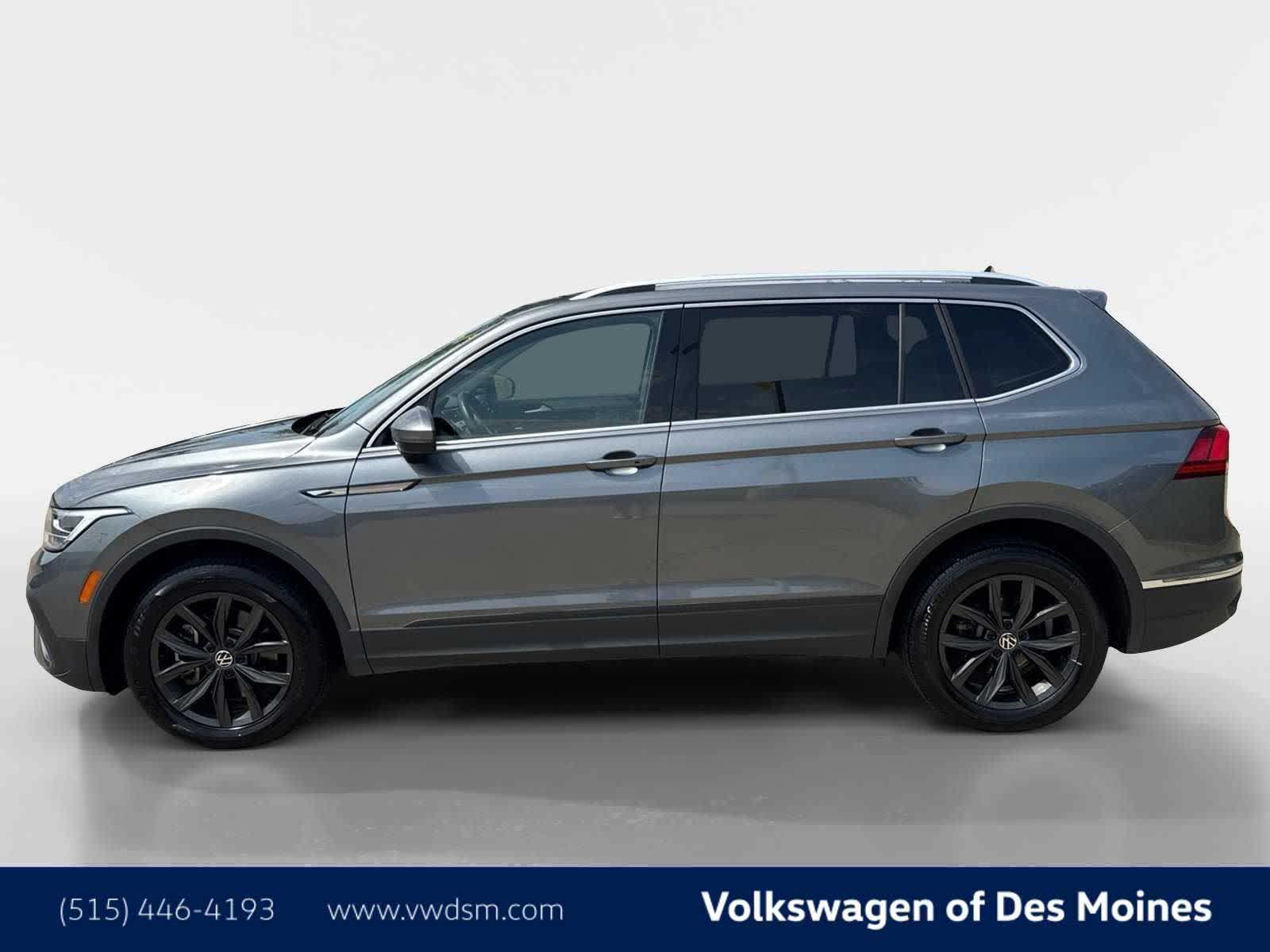 Thumbnail: 2024 Volkswagen Tiguan - 3