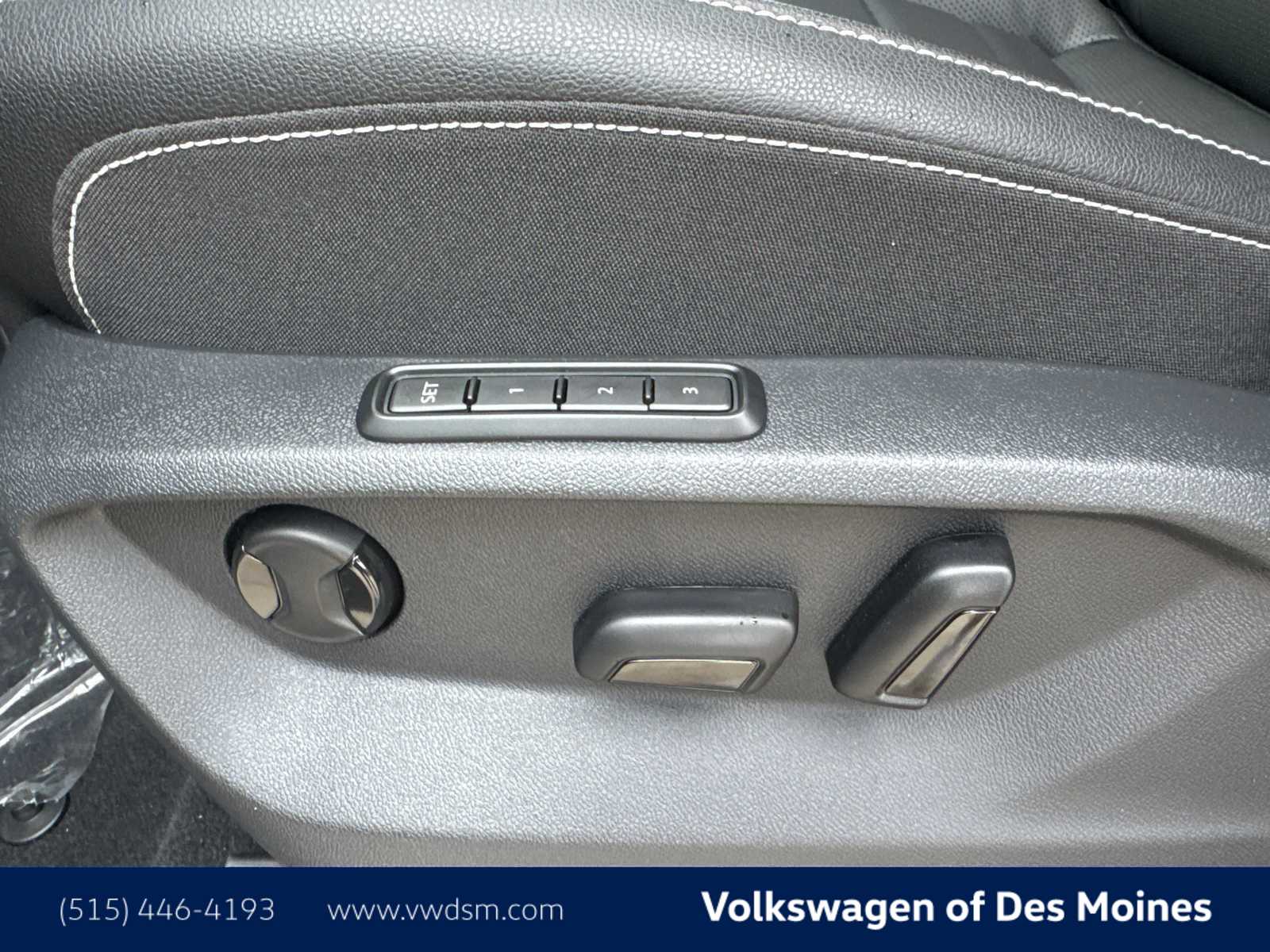 Thumbnail: 2025 Volkswagen Atlas - 25