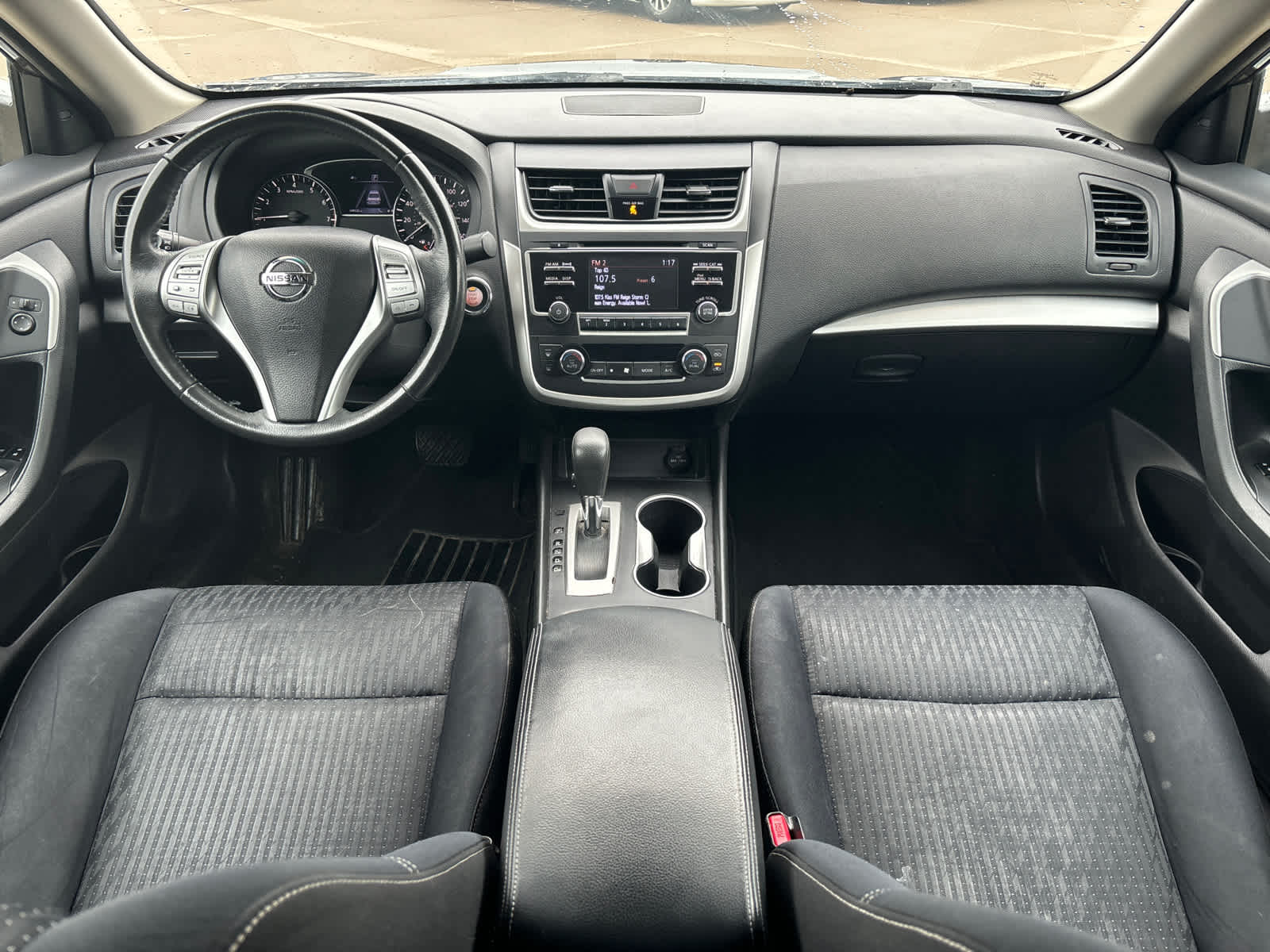 2017 Nissan Altima SV 10