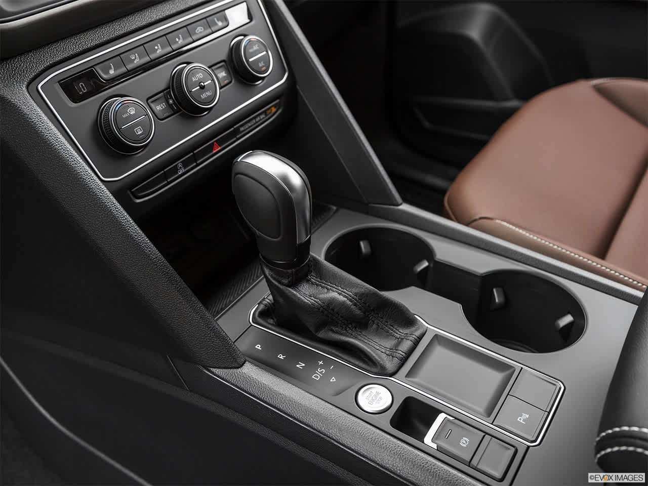 Thumbnail: 2021 Volkswagen Atlas - 19