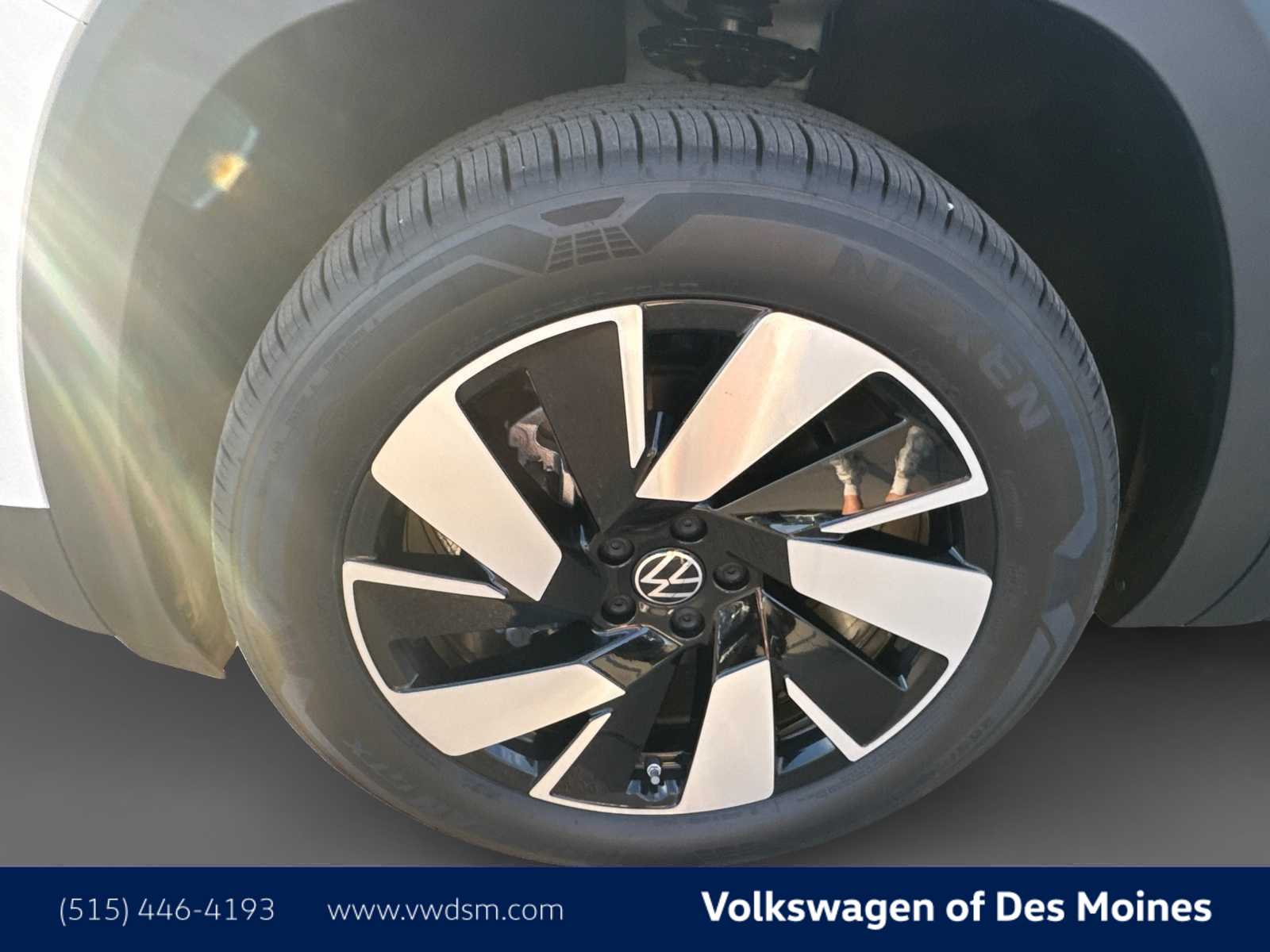 Thumbnail: 2026 Volkswagen Atlas - 8