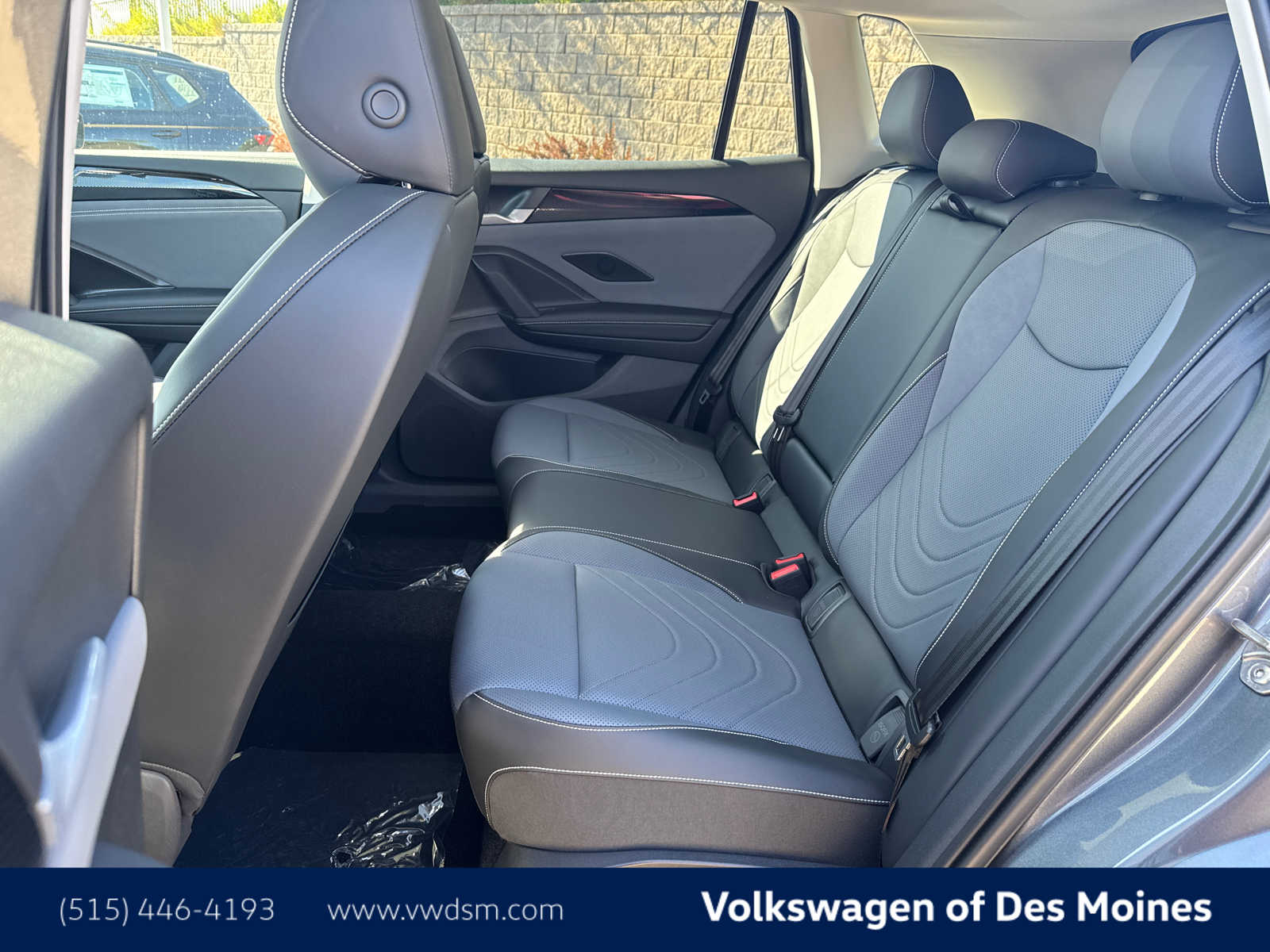 Thumbnail: 2025 Volkswagen Tiguan - 12