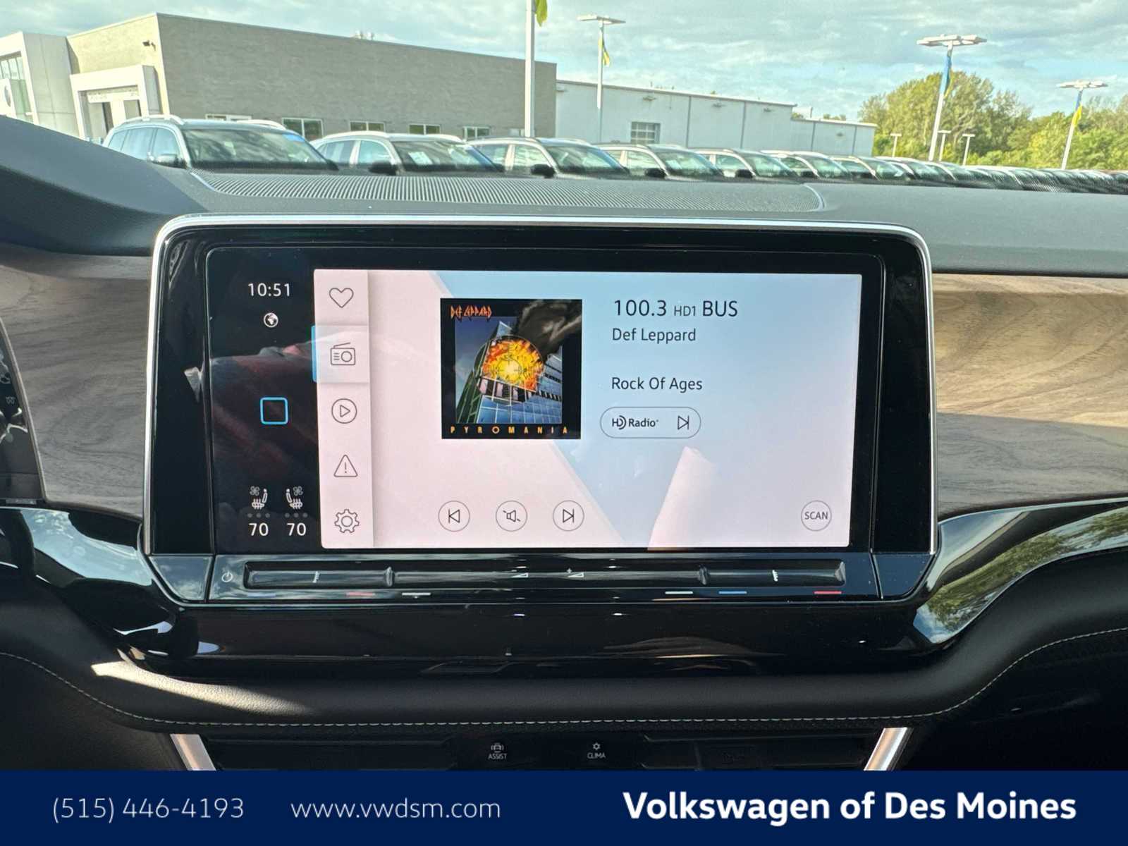 Thumbnail: 2026 Volkswagen Atlas - 17