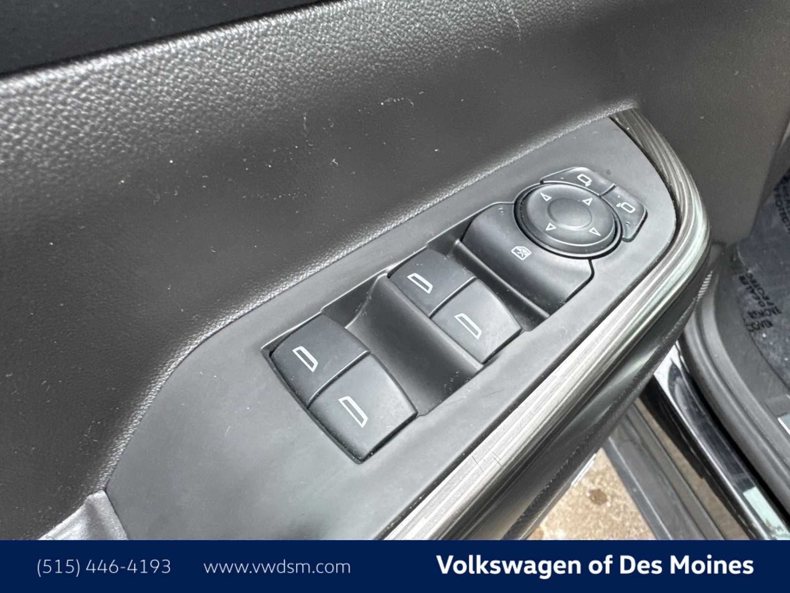 Thumbnail: 2018 GMC Acadia - 22