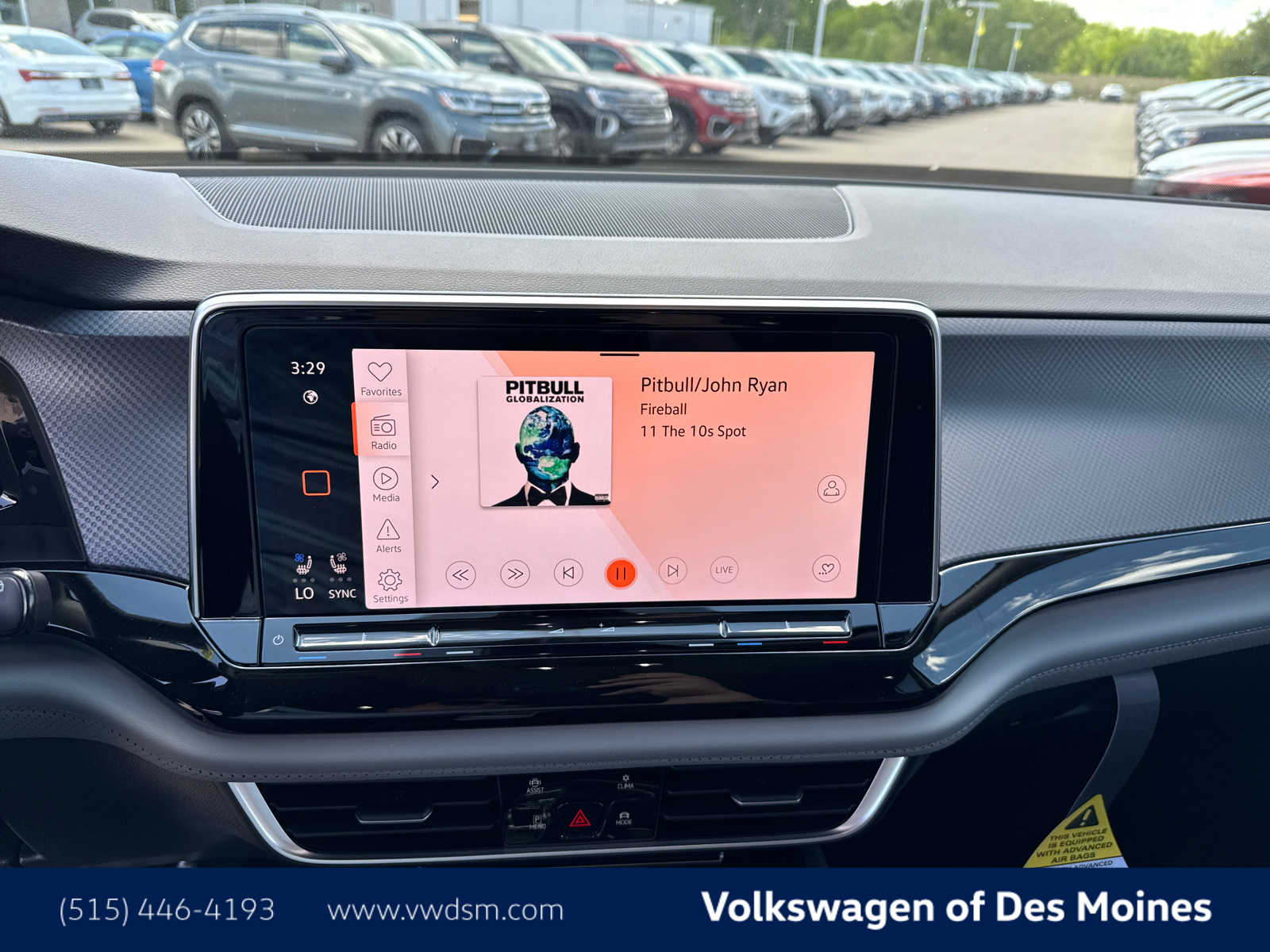 2025 Volkswagen Atlas  18