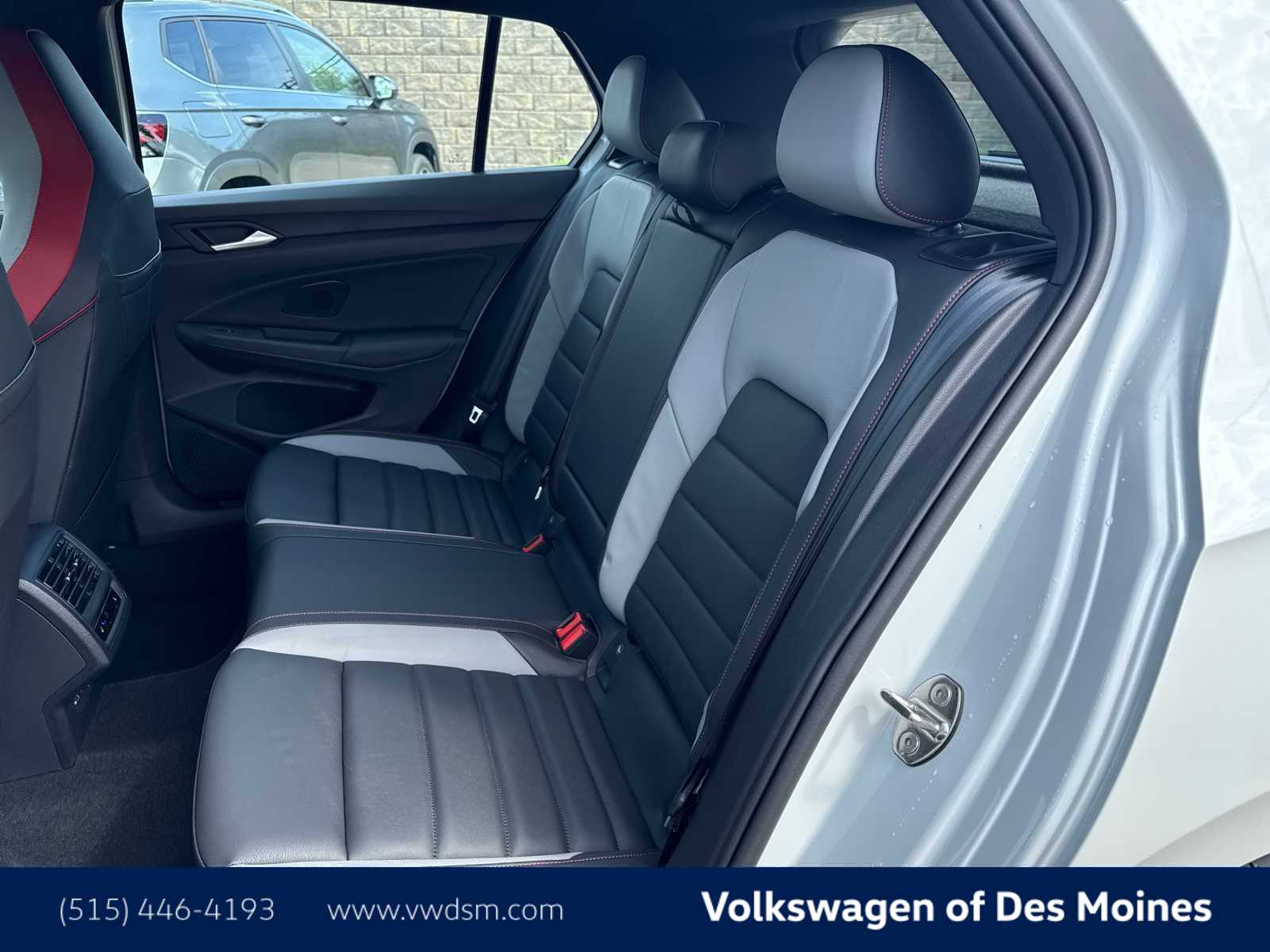 Thumbnail: 2025 Volkswagen Golf - 12