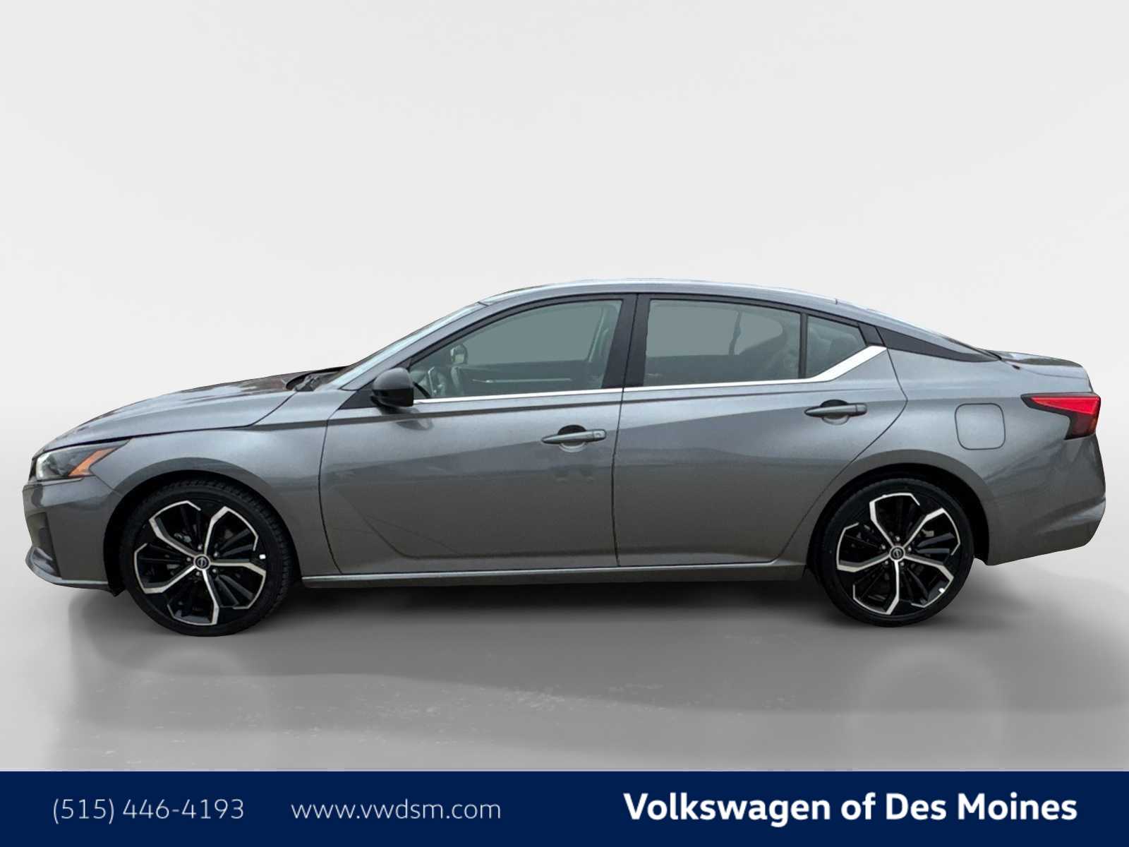 Thumbnail: 2023 Nissan Altima - 3