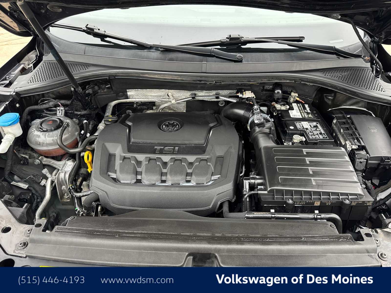 Thumbnail: 2018 Volkswagen Tiguan - 9