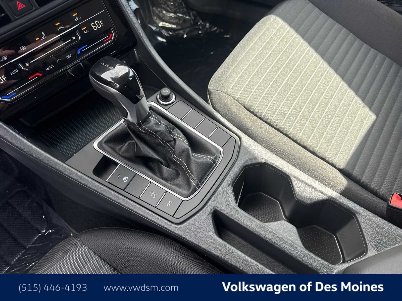 Thumbnail: 2026 Volkswagen Jetta - 16