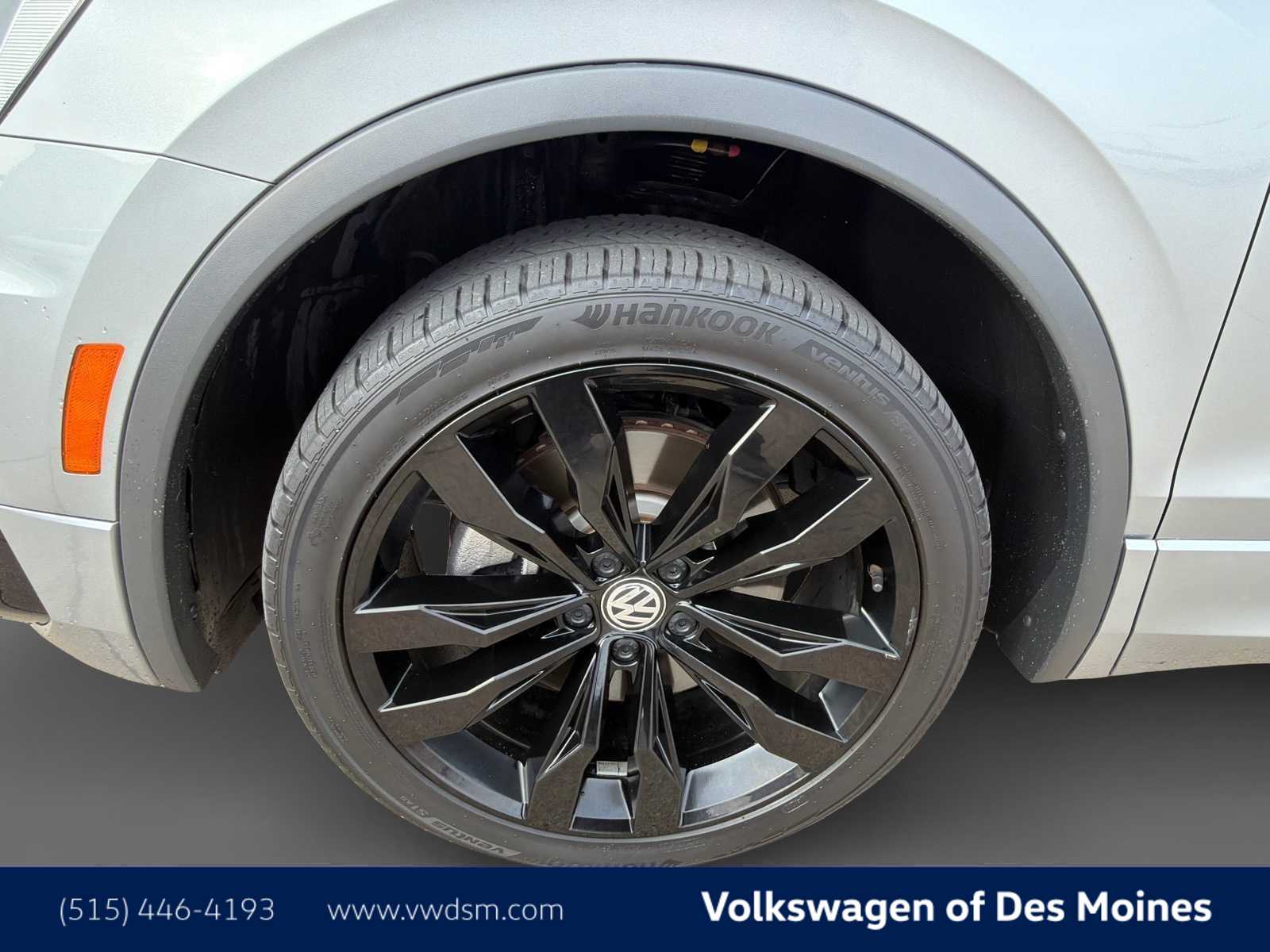 Thumbnail: 2021 Volkswagen Tiguan - 8