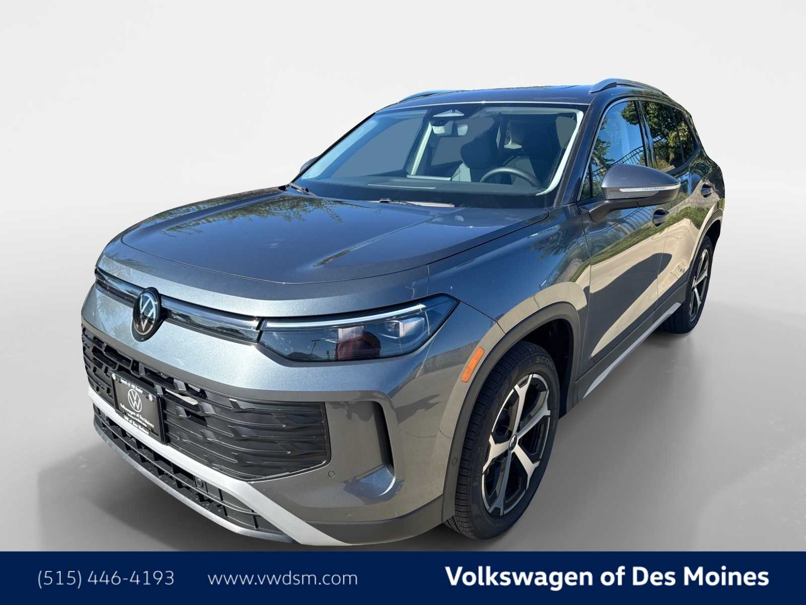 Thumbnail: 2025 Volkswagen Tiguan - 1